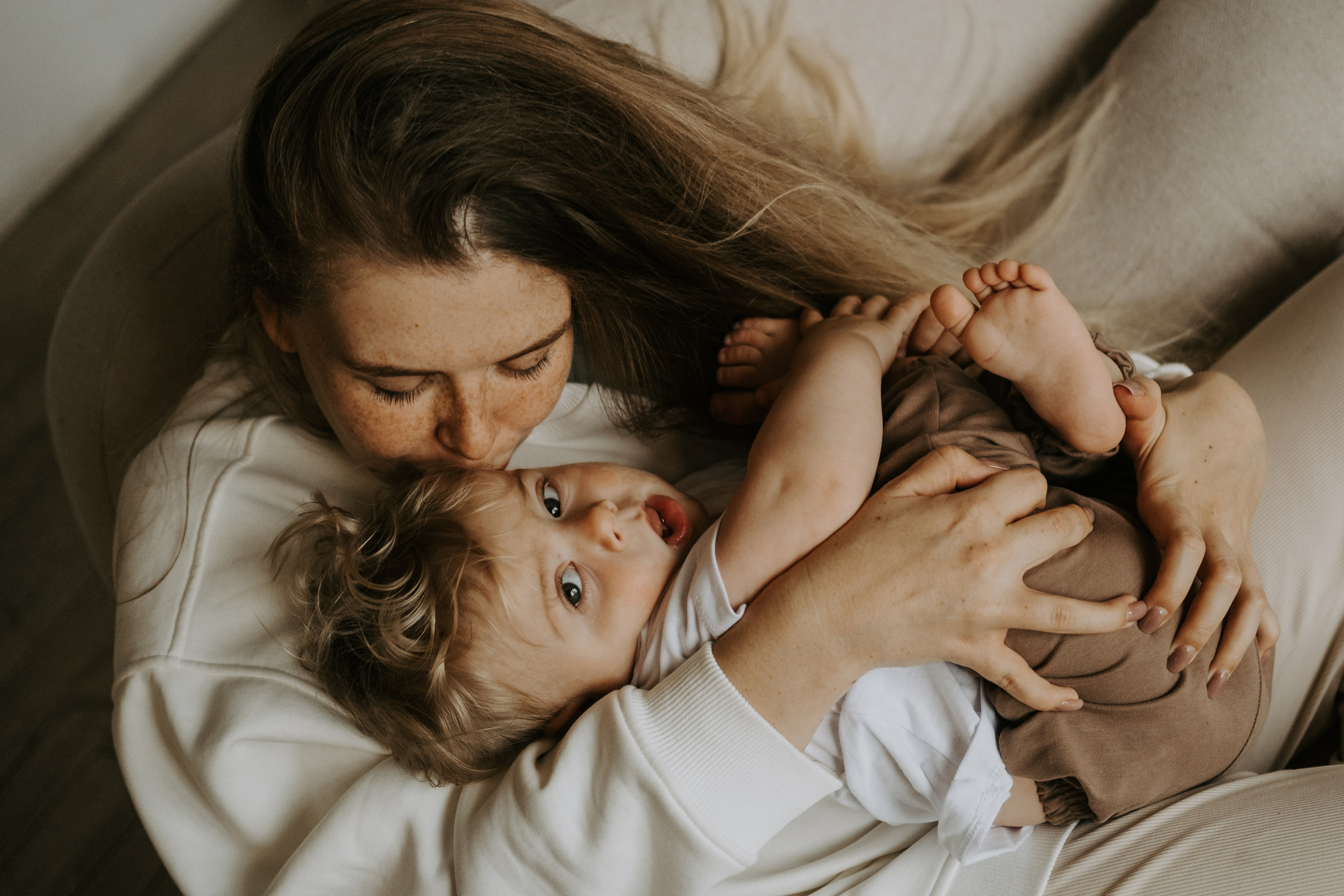 Красивая семья, уютная семейная фотосессия. Семейный фотограф в Москве Кристина Маркос