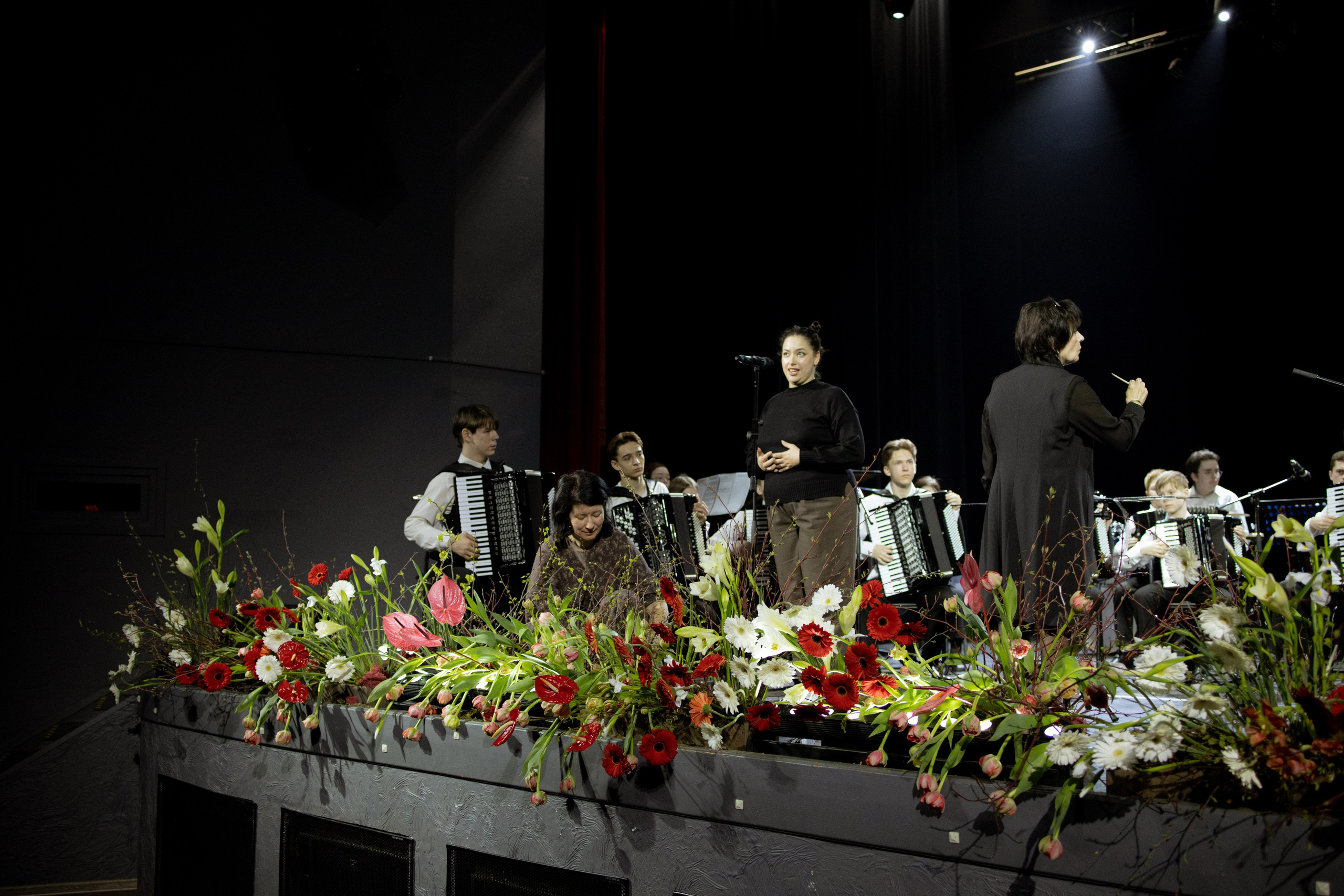 Оформление Отчетного концерта Музыкальной школы Глазунова. Оформление свадеб, декор свадеб Вера Маркова, Москва