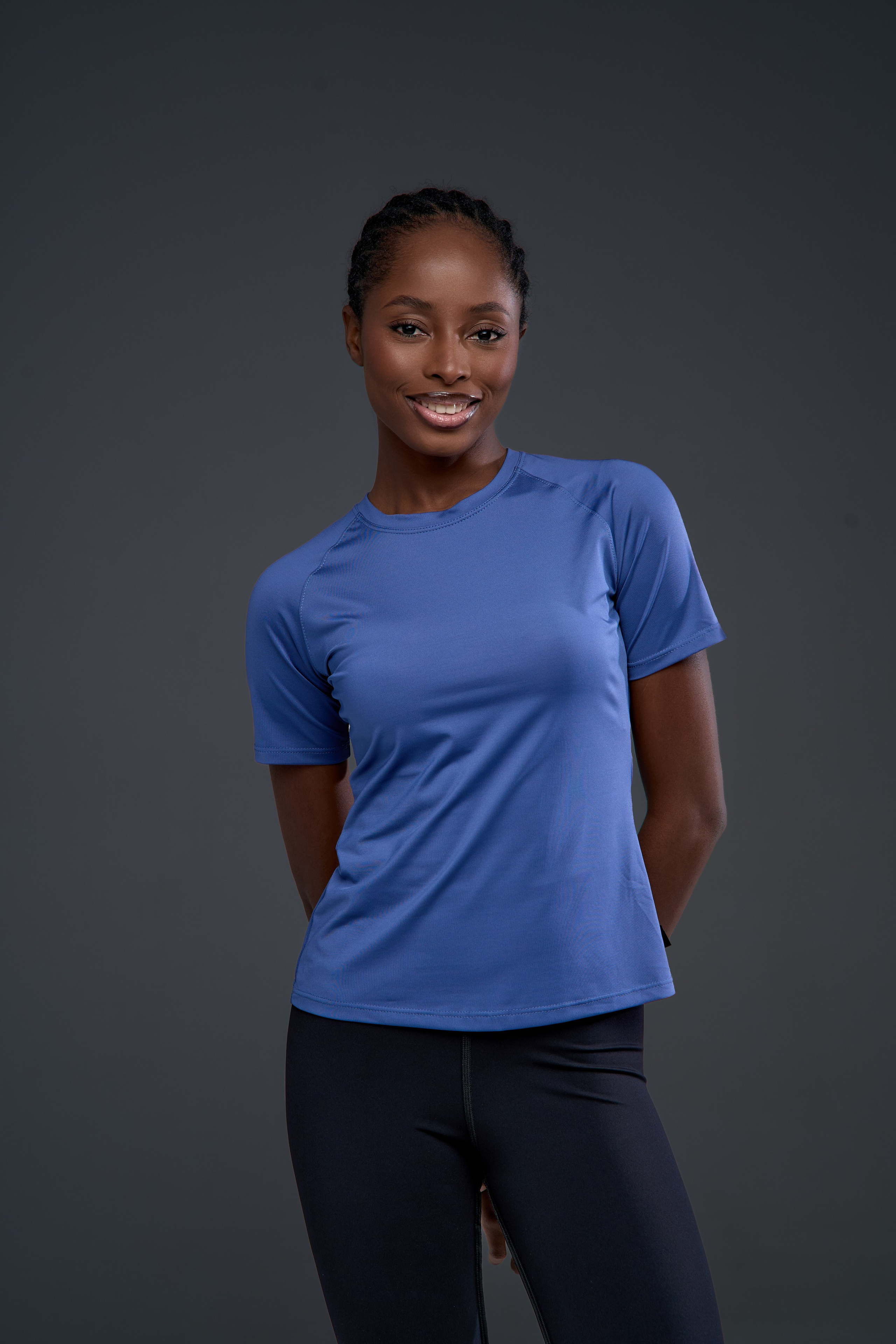 Спортивные футболки. Фотограф для маркетплейсов в Москве