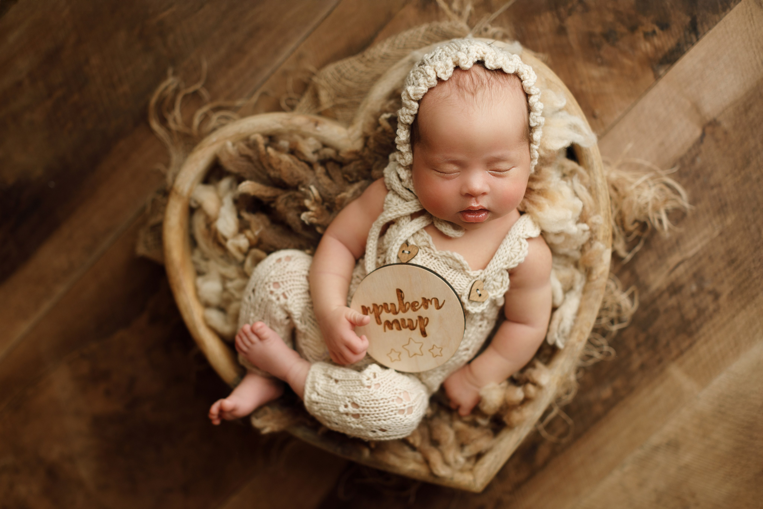 Новорожденные. Алена. Профессиональная детская и семейная фотостудия в Краснодаре