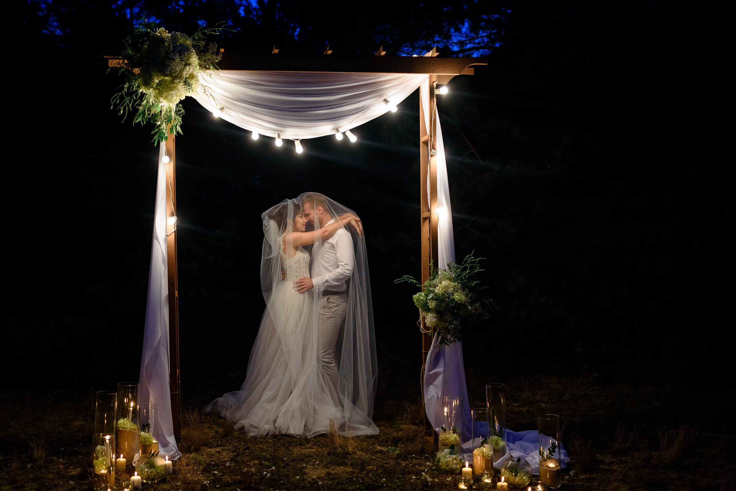 Вечерняя регистрация. Свадебный и семейный фотограф в Гродно Андрей Явейшис