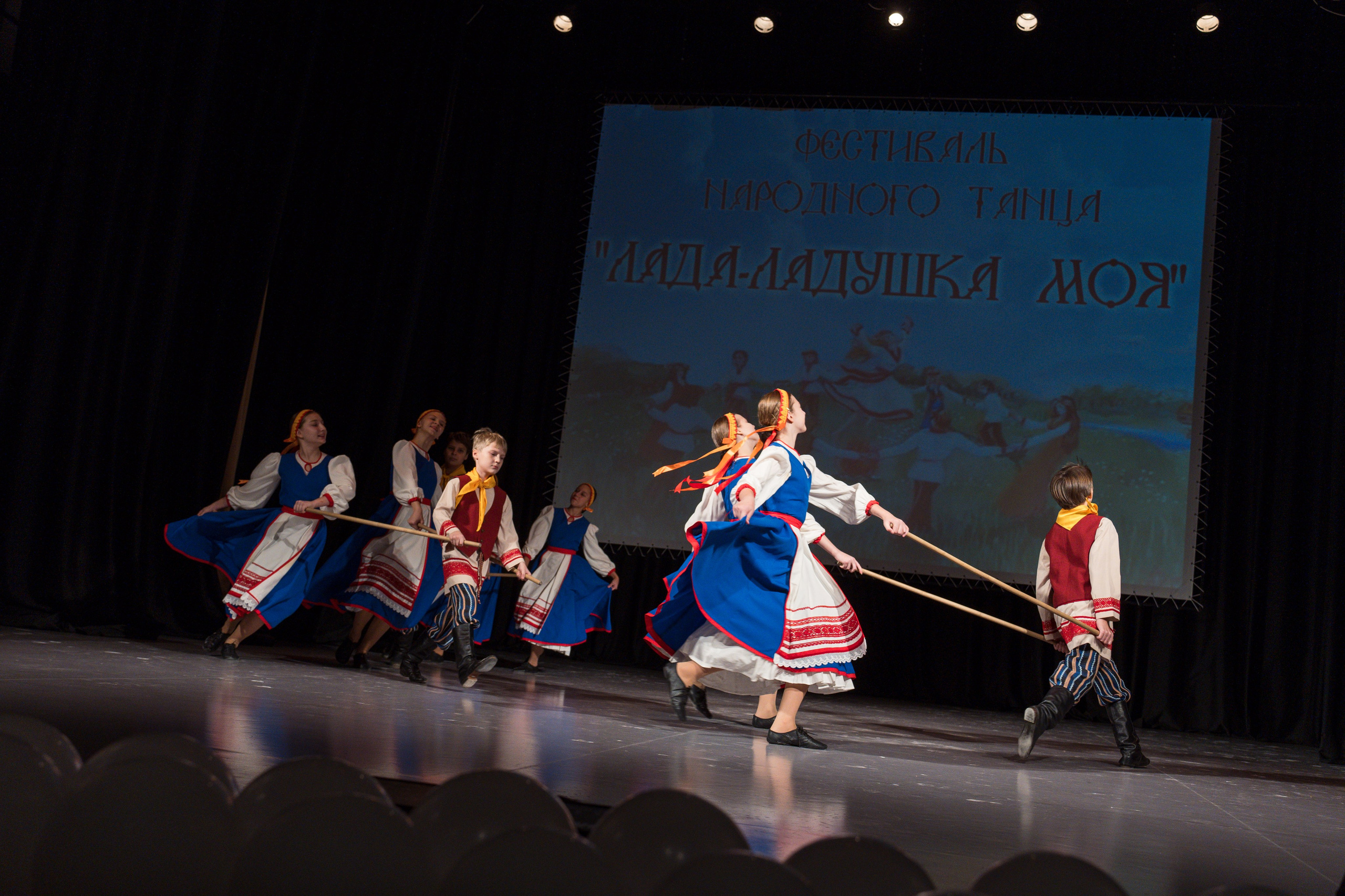 Народный танец. Репортажная съёмка в Санкт-Петербурге, Константин Петров