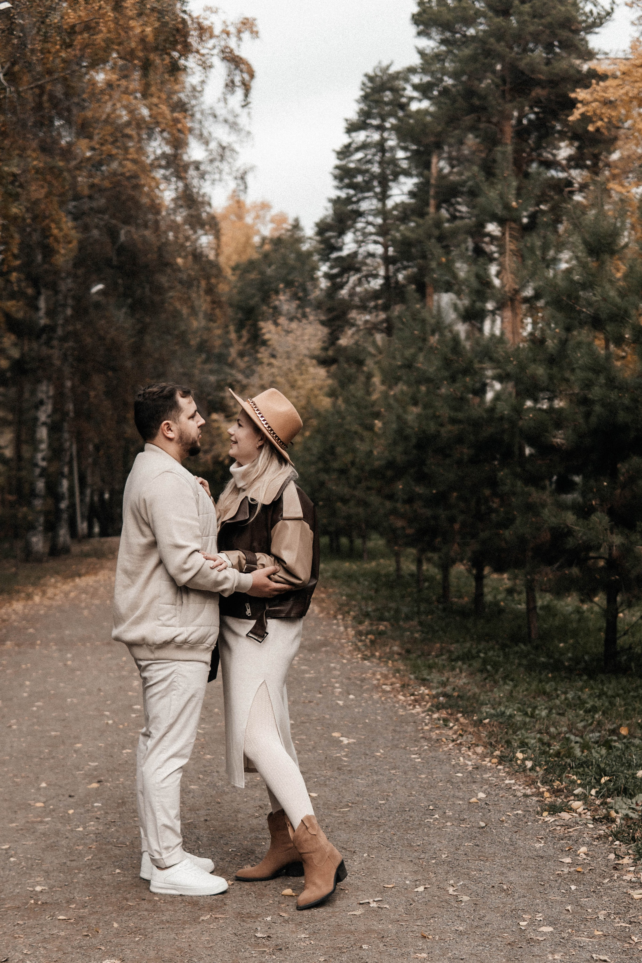 Прогулка осенью в парке. Главная страница