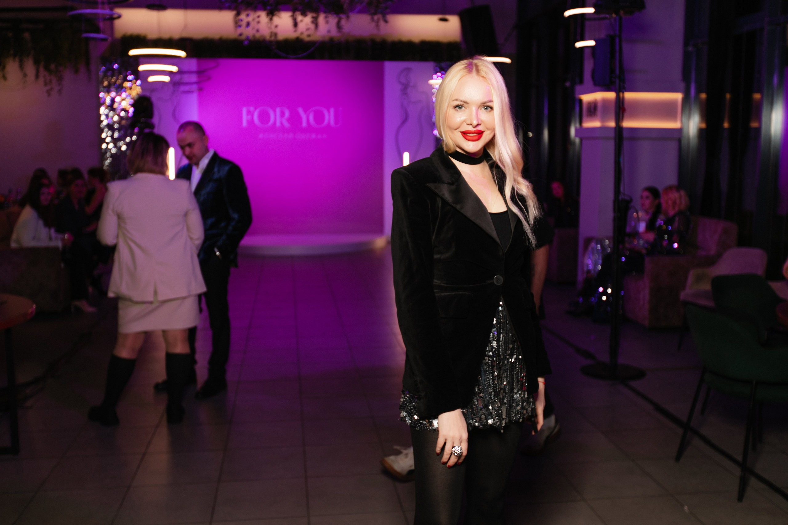 For you. Показ. Роман Урумбаев фотограф Нижневартовск