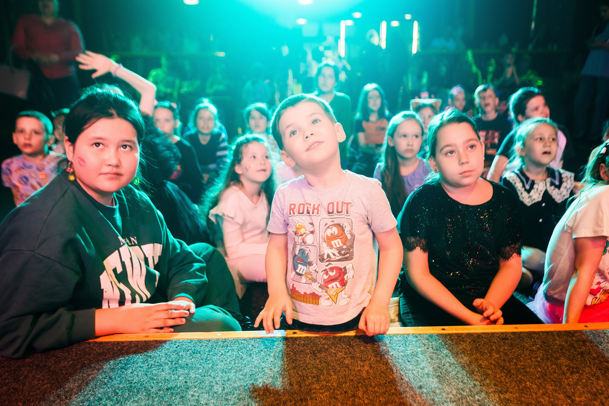 Арлекину 18 лет. Детский фотограф видеограф в Хабаровске Михаил Орлов