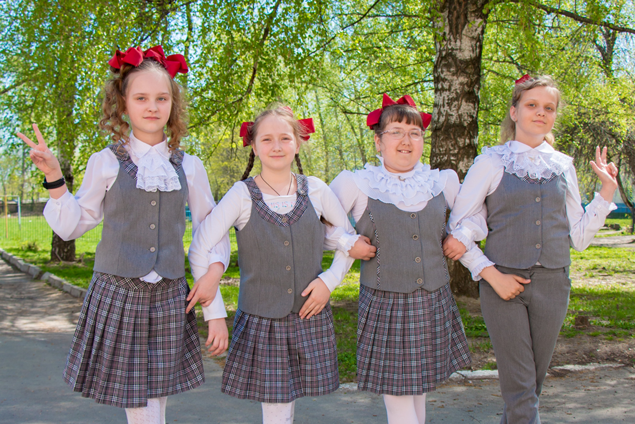 Сюжетные фотографии. Выпускные альбомы и фильмы