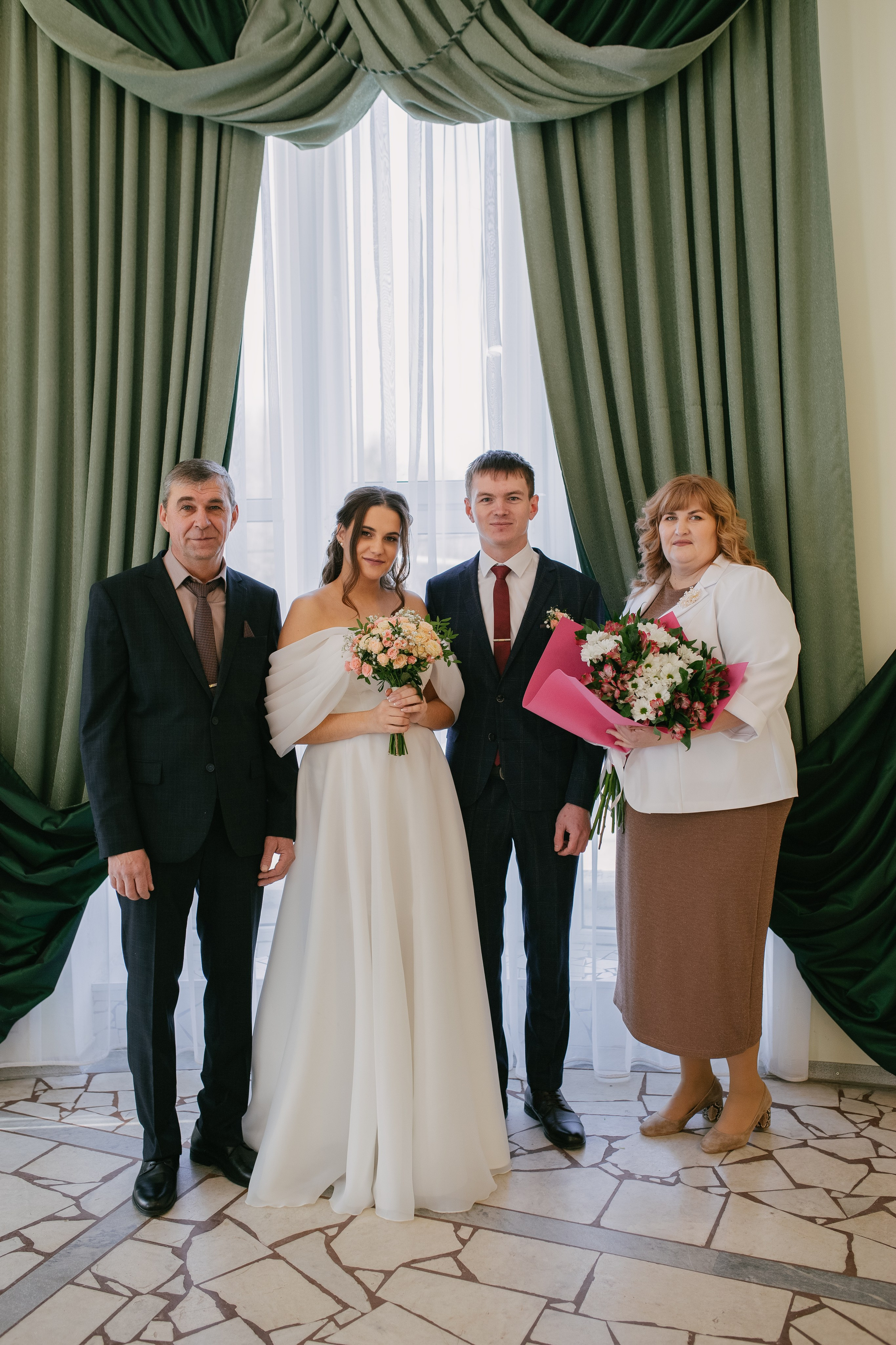 Семен и Ксения. Главная