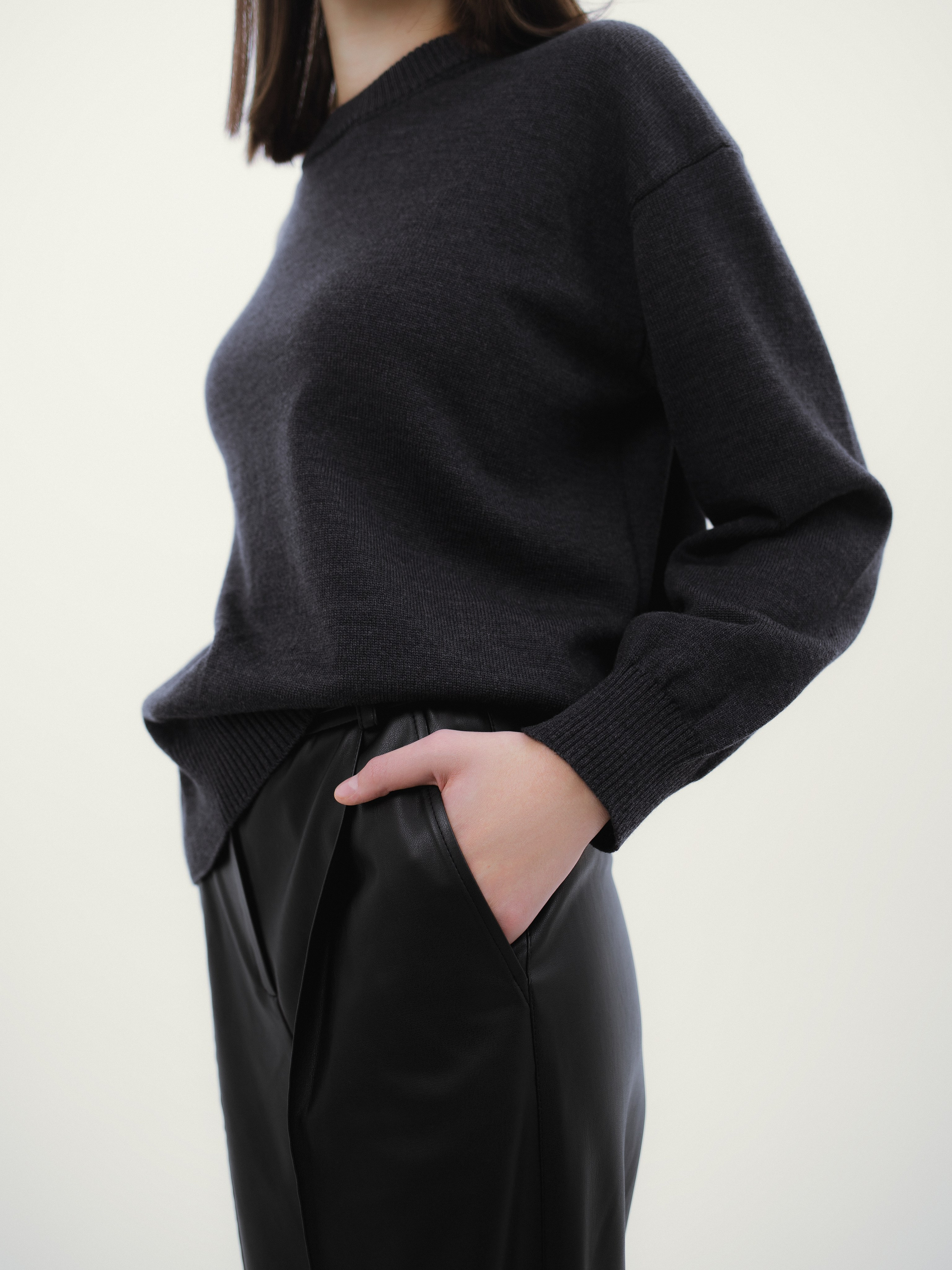 Red Cardigan. Фотограф в Москве и Сургуте Алла Лесовая. Снимаю каталог для брендов и индивидуальные портреты для людей