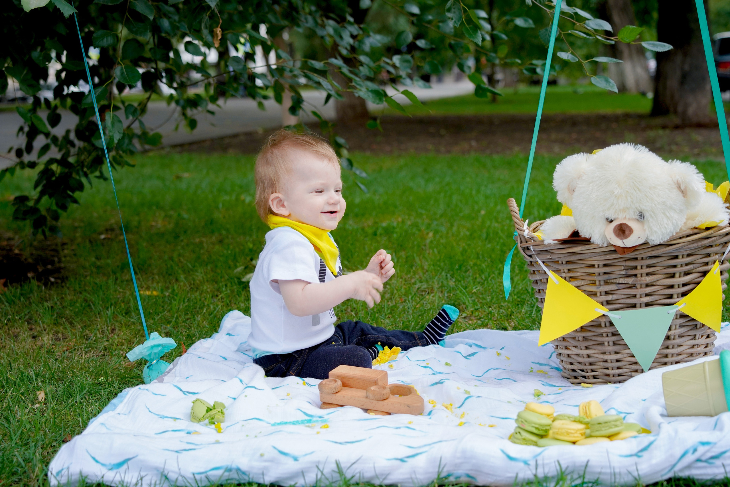 1 год)). Max Matvich and Victoria Basova are professionals in their field