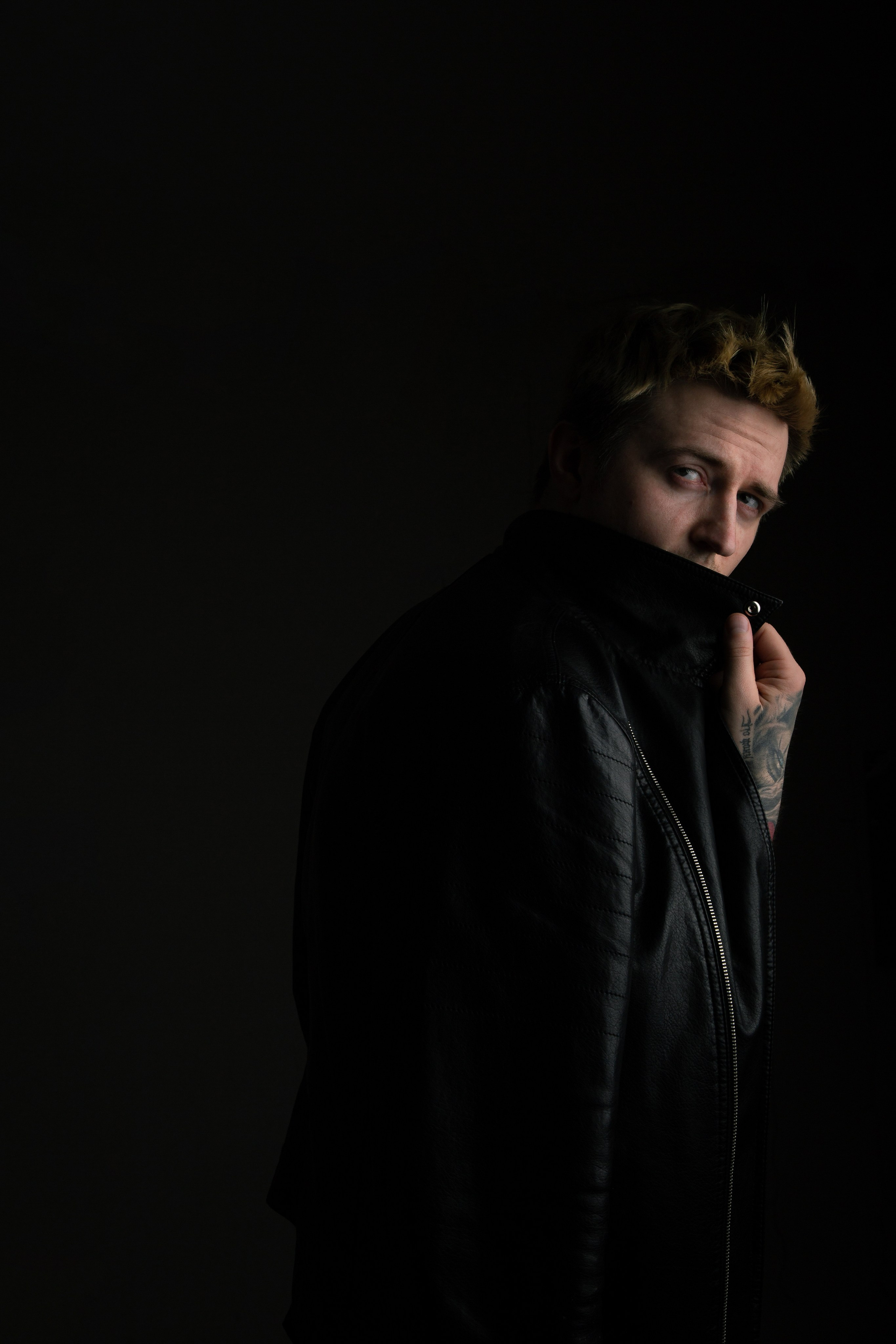 Мужской портрет. Фотограф Юлия Ржевская [Москва]