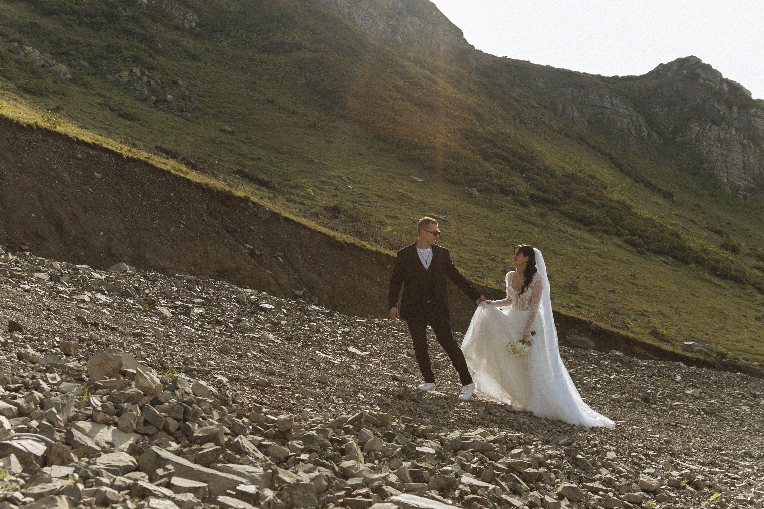 Свадебная Фотосессия в горах Сочи Красной поляны. Фотограф Сочи Адлер Сириус Красная поляна Олеся Минив