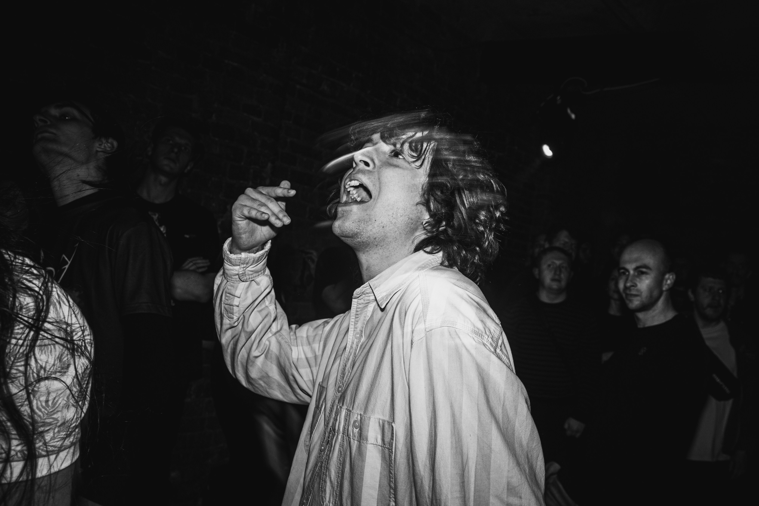 Lowfloor & Smyčka & Supruga 30.10.2025. Репортажный фотограф в Москве Legiodot