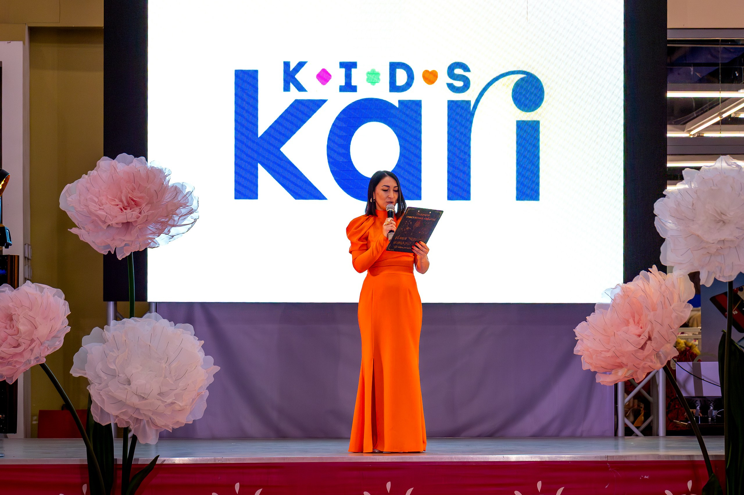 Показ брендов. ТЦ Южный. Апрель 2026. Спортивный, репортажный и портретный фотограф в Казани Алексей Горячев