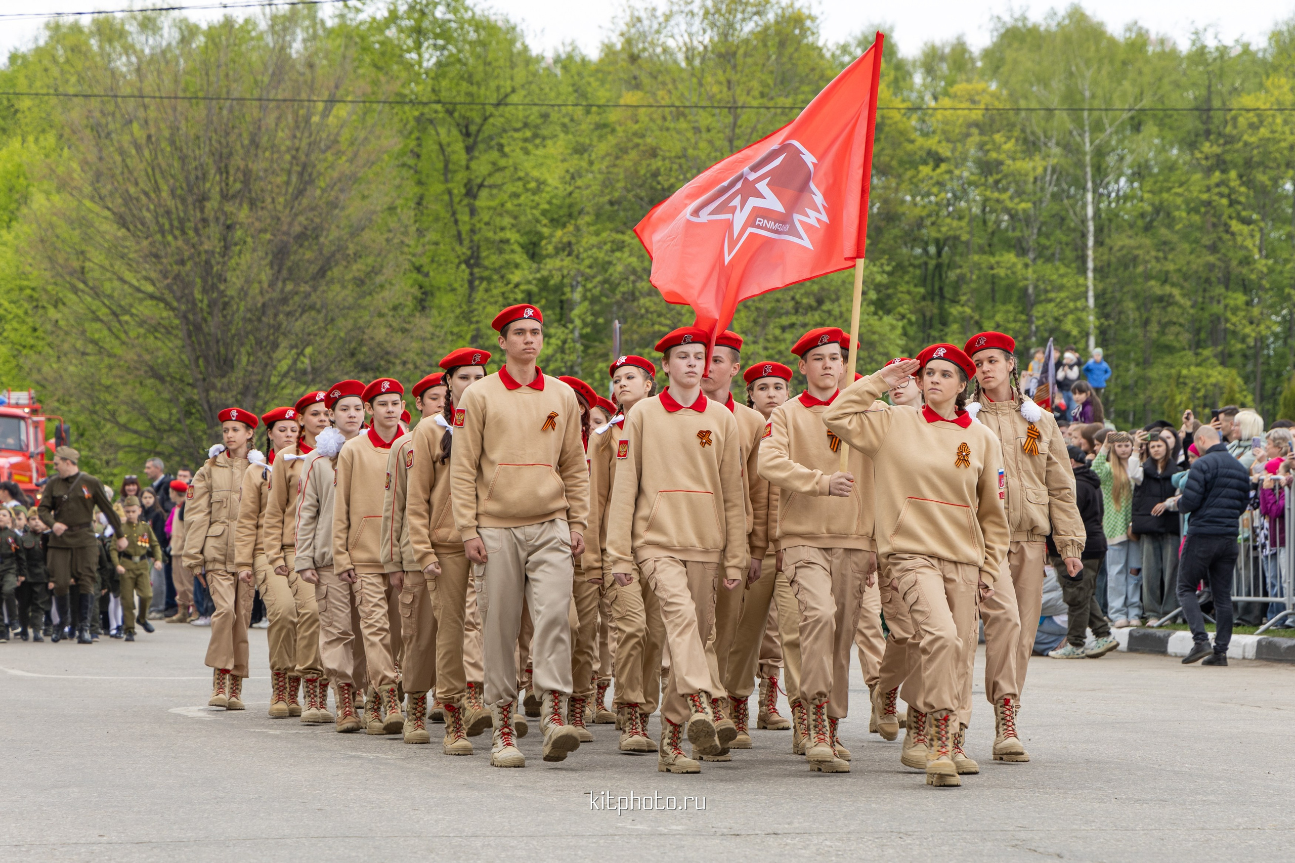 Фотосъёмка Дня Победы 2025 в Городце | Репортаж от KitPhoto. Фотограф Нижний Новгород Мария Китаева