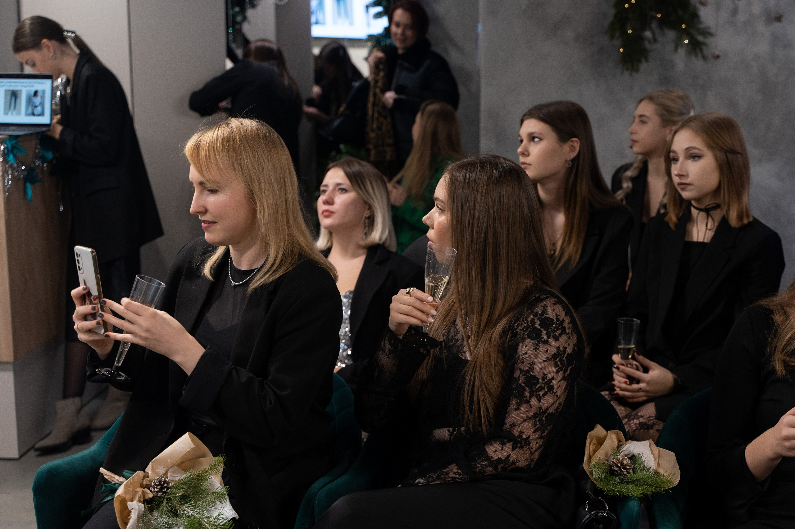 Корпоратив студии маникюра VTOPE. Margosha-ph.ru