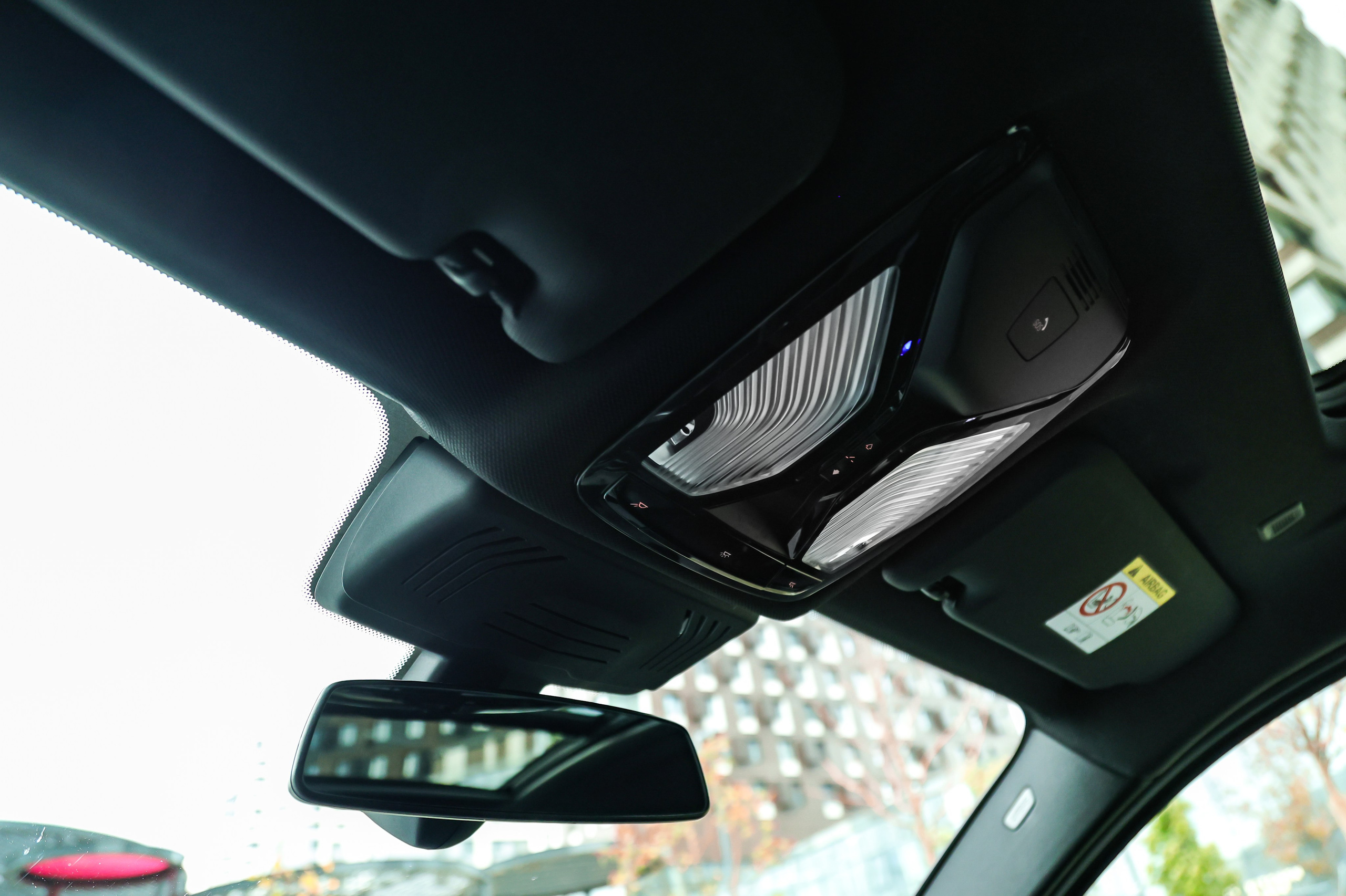 2021 BMW X4. Mixturecaptures