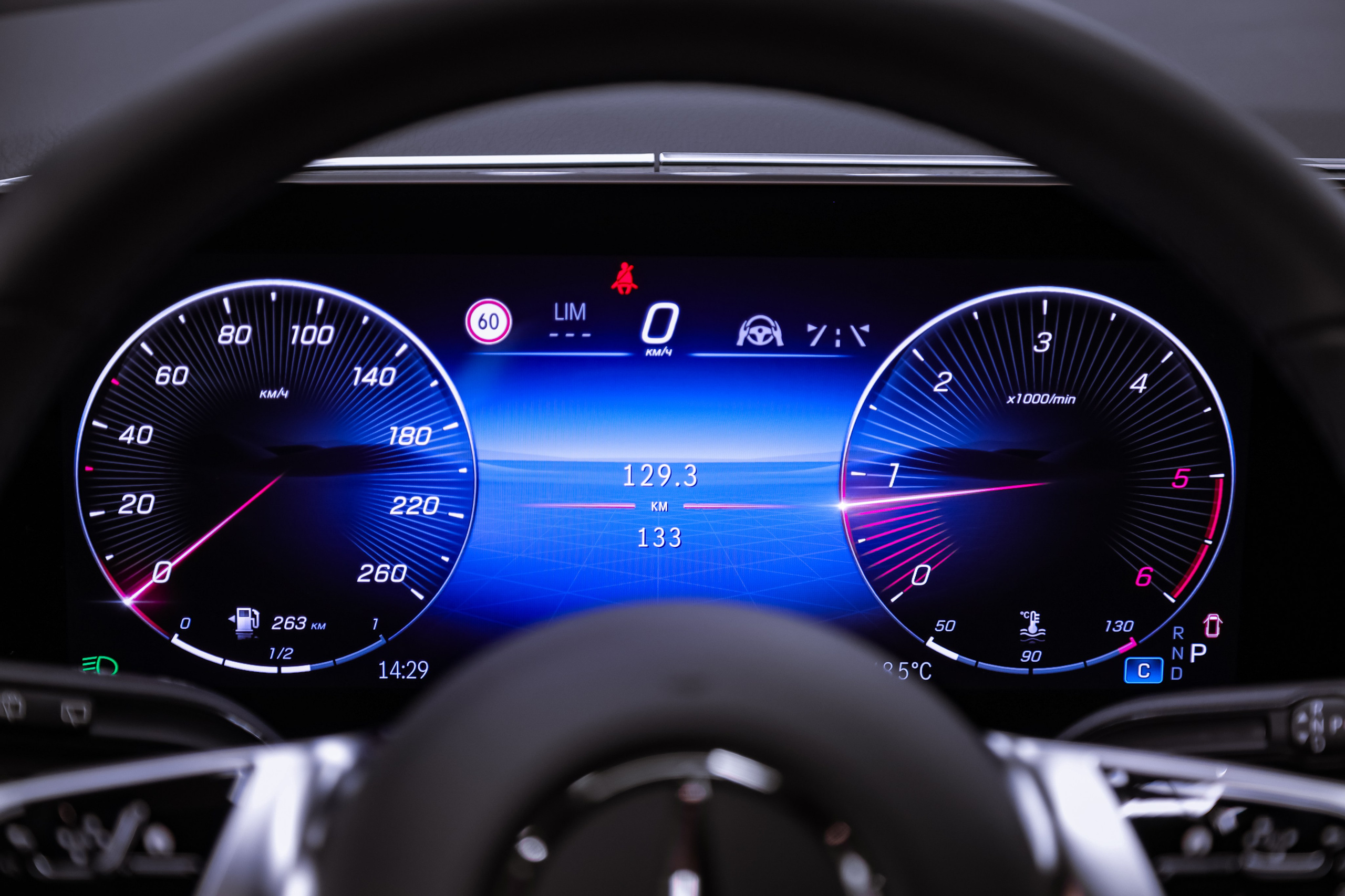 2024 MERCEDES BENZ V 300 d 4MATIC. Mixturecaptures