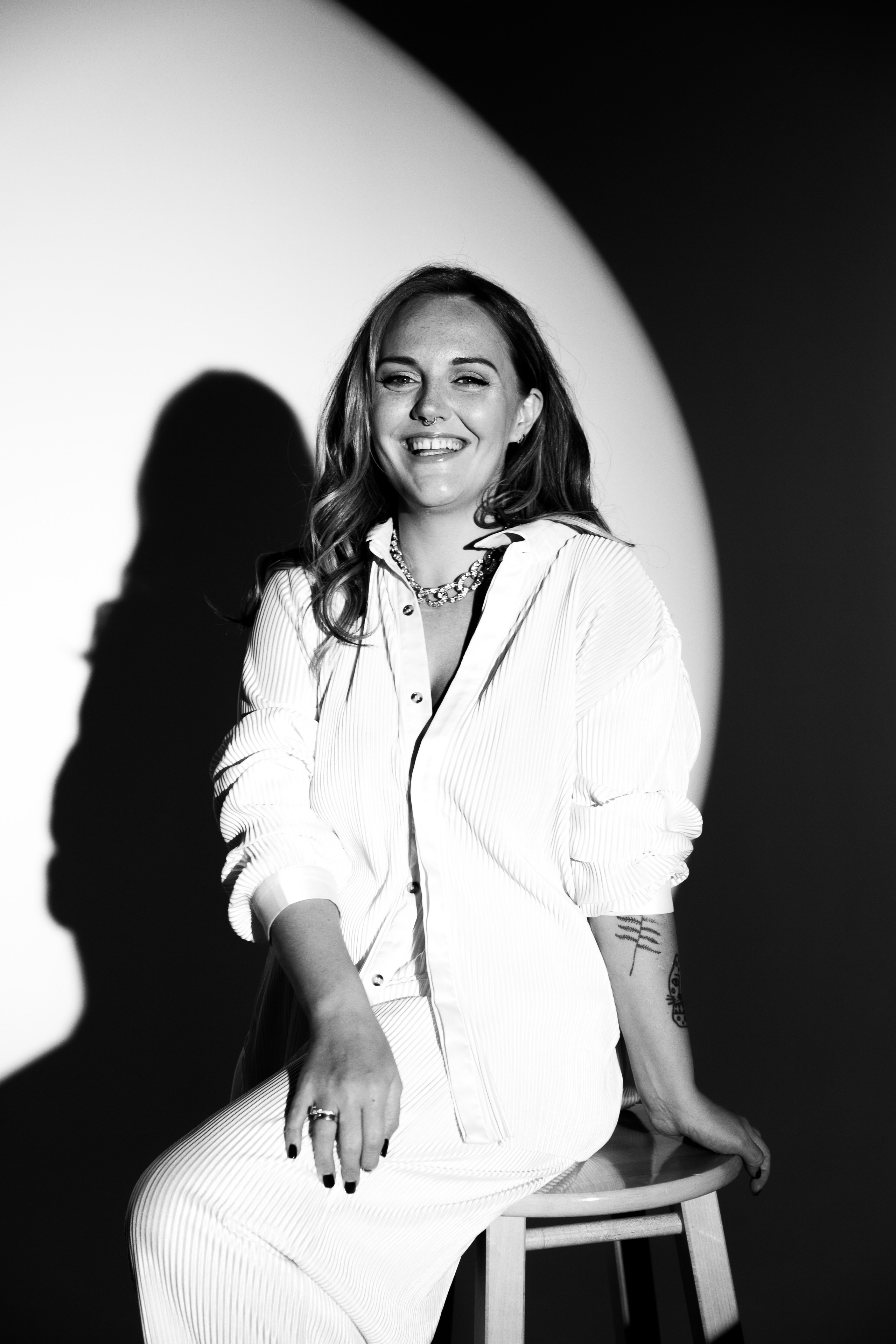 фотосессия в студии с ребенком, индивидуальная фотосессия в Москве, стильная фотосессия с ребенком, фотосессия на циклораме, фотосессия с малышом, портретная фотосессия в студии