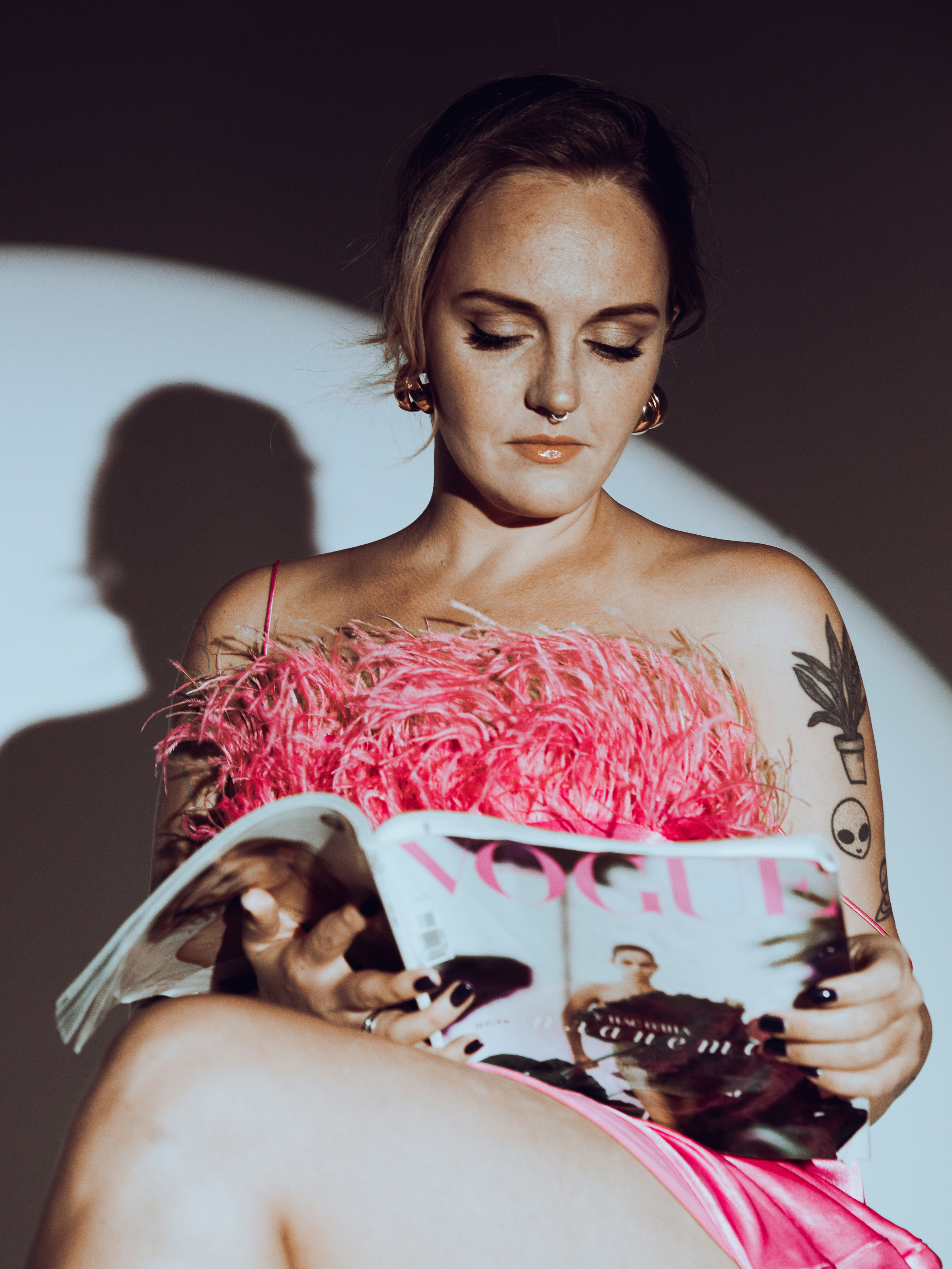 фотосессия в студии с ребенком, индивидуальная фотосессия в Москве, стильная фотосессия с ребенком, фотосессия на циклораме, фотосессия с малышом, портретная фотосессия в студии