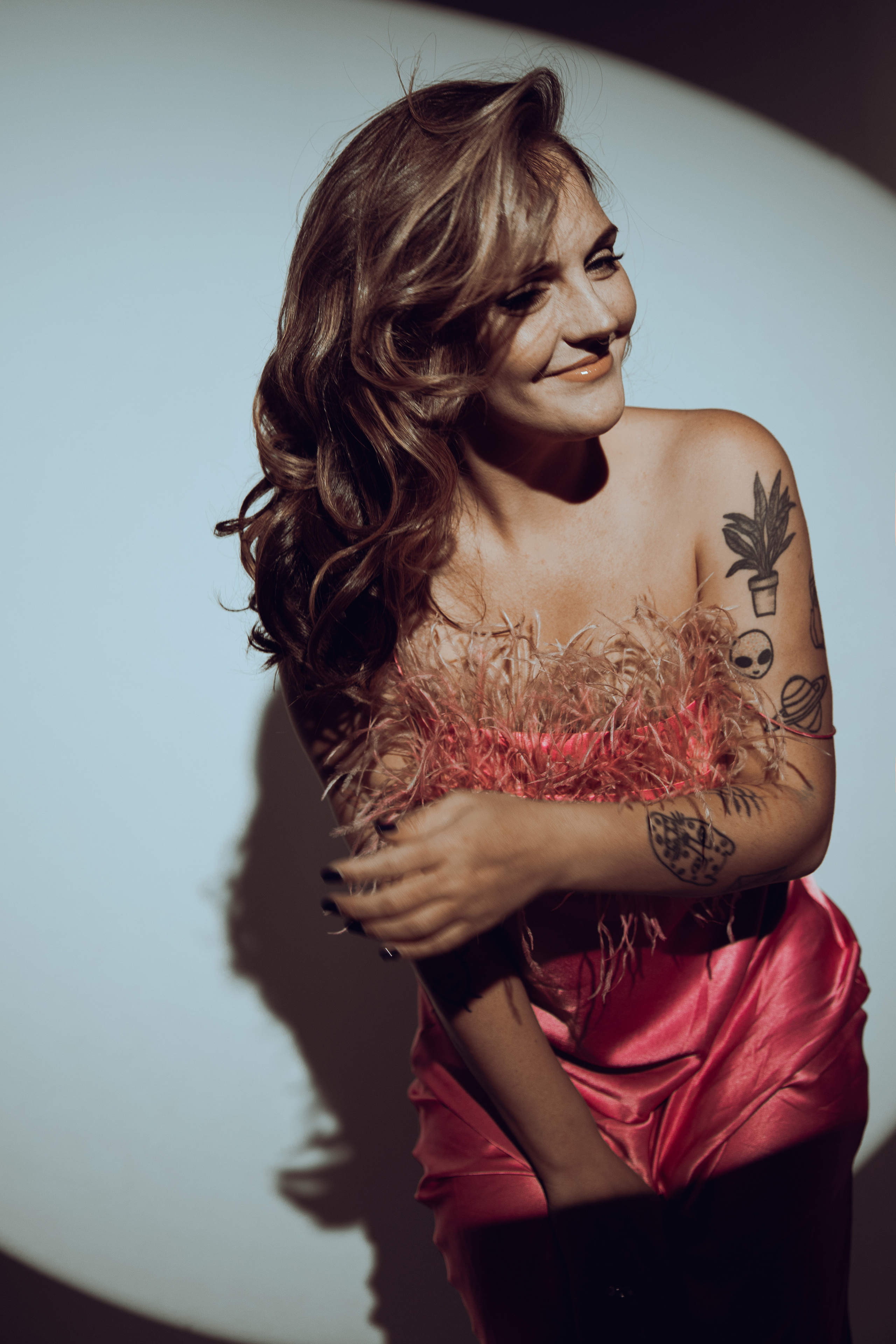 фотосессия в студии с ребенком, индивидуальная фотосессия в Москве, стильная фотосессия с ребенком, фотосессия на циклораме, фотосессия с малышом, портретная фотосессия в студии