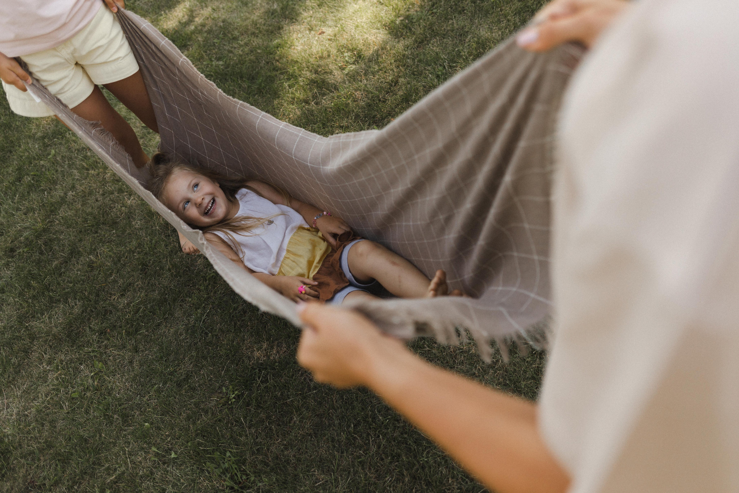 Завтрак на траве. Семейный фотограф в Москве