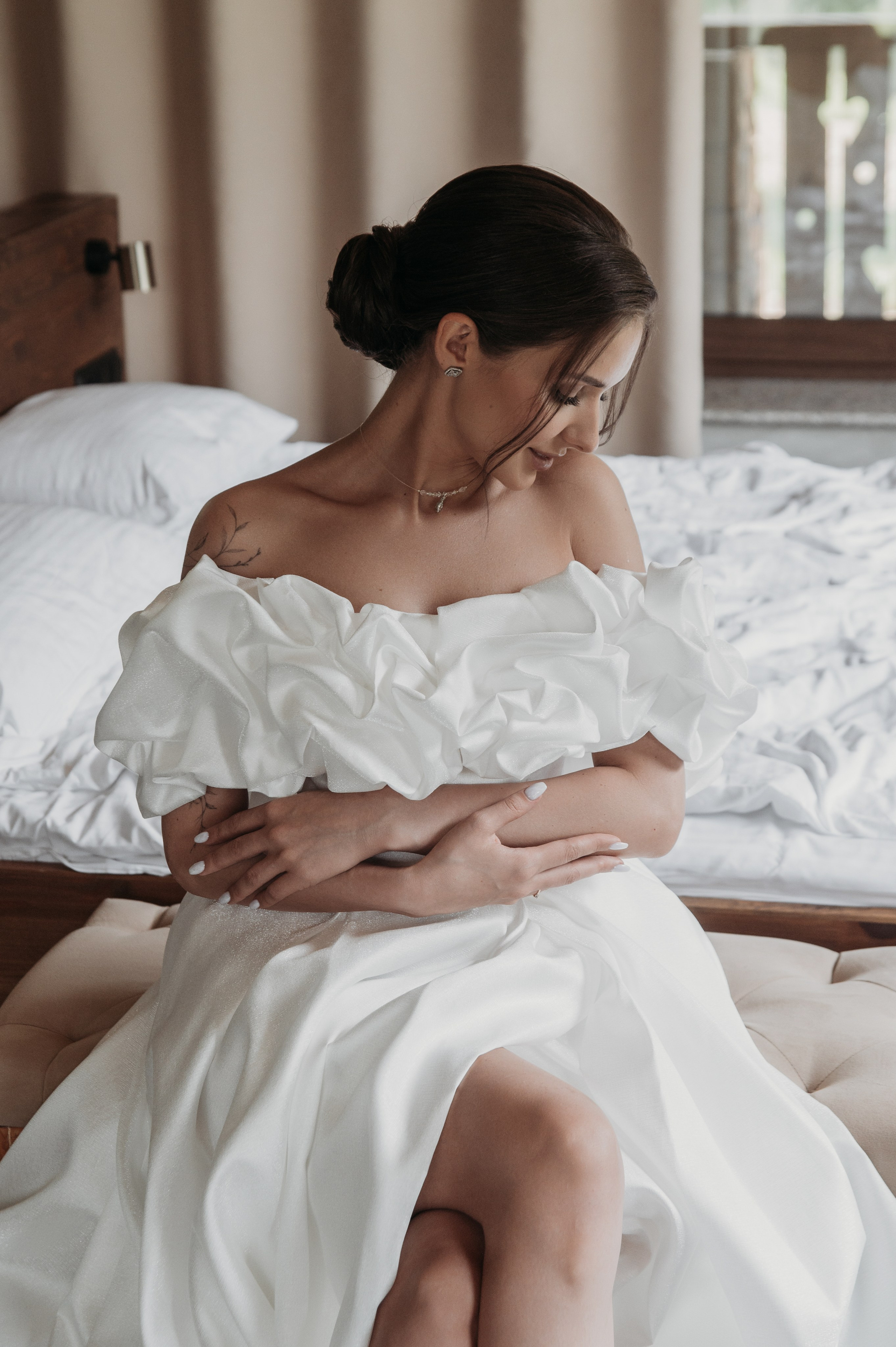 Свадебная фотосессия с утром невесты и красивым свадебным банкетом. Свадебный фотограф в Твери, Москве и Санкт-Петербурге Денисова Екатерина