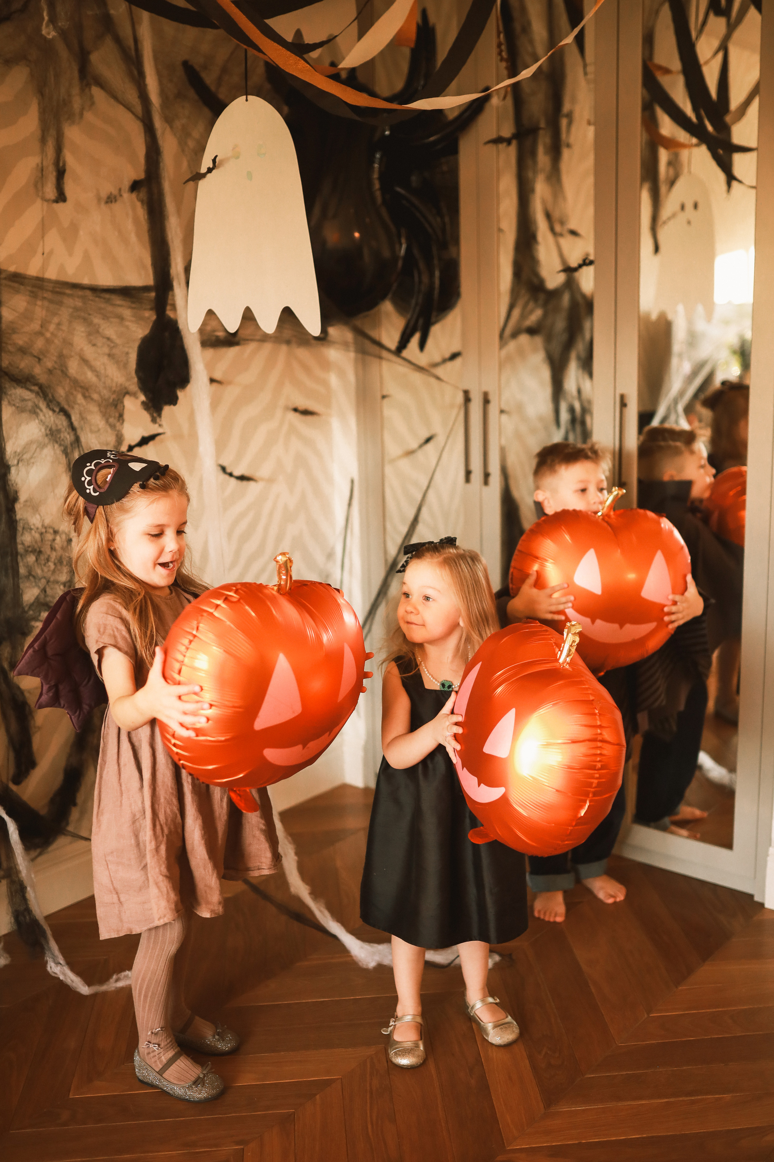 Хэллоуин Елена. Детский и семейный фотограф Москва Виктория Самоховец