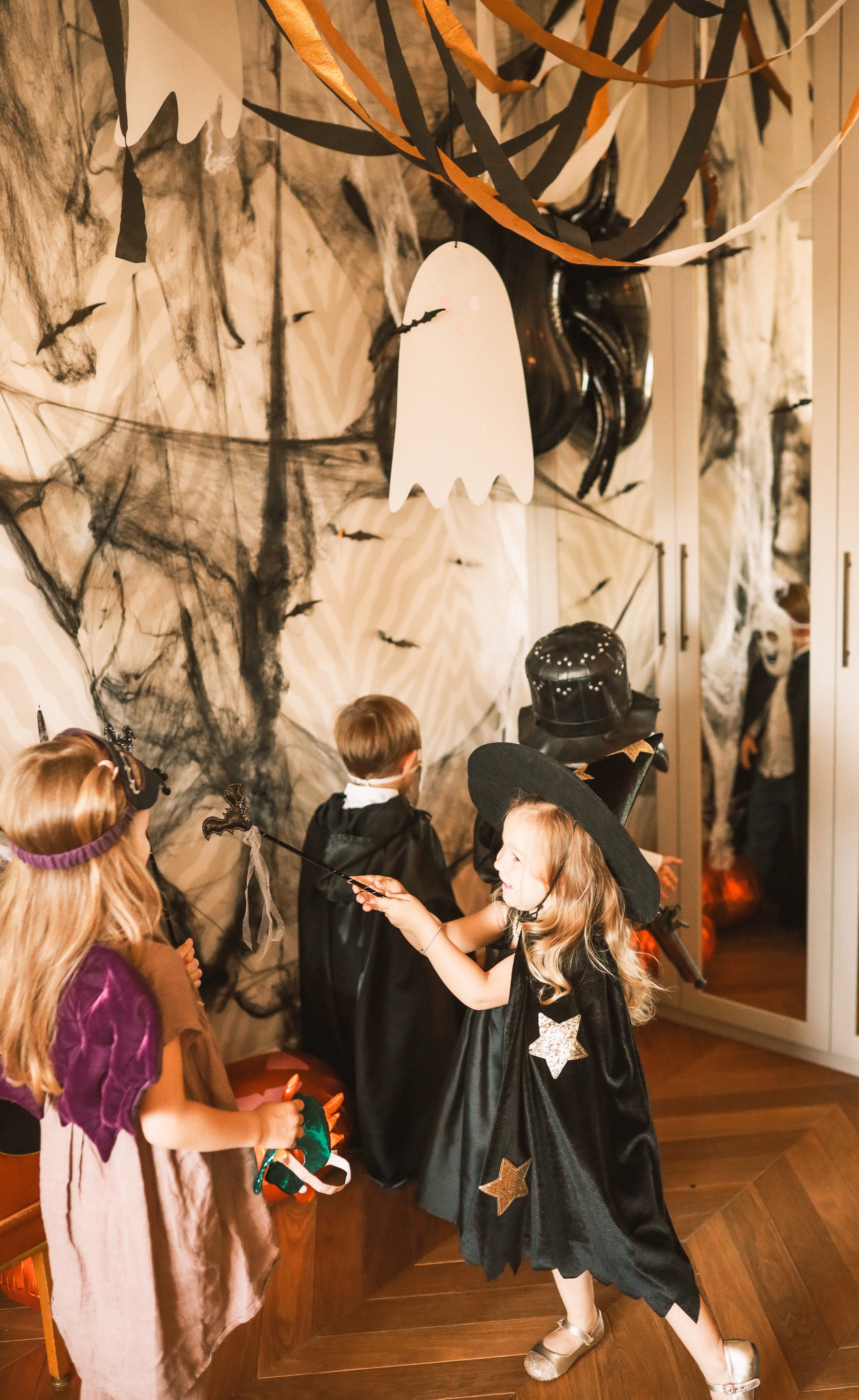Хэллоуин Елена. Детский и семейный фотограф Москва Виктория Самоховец