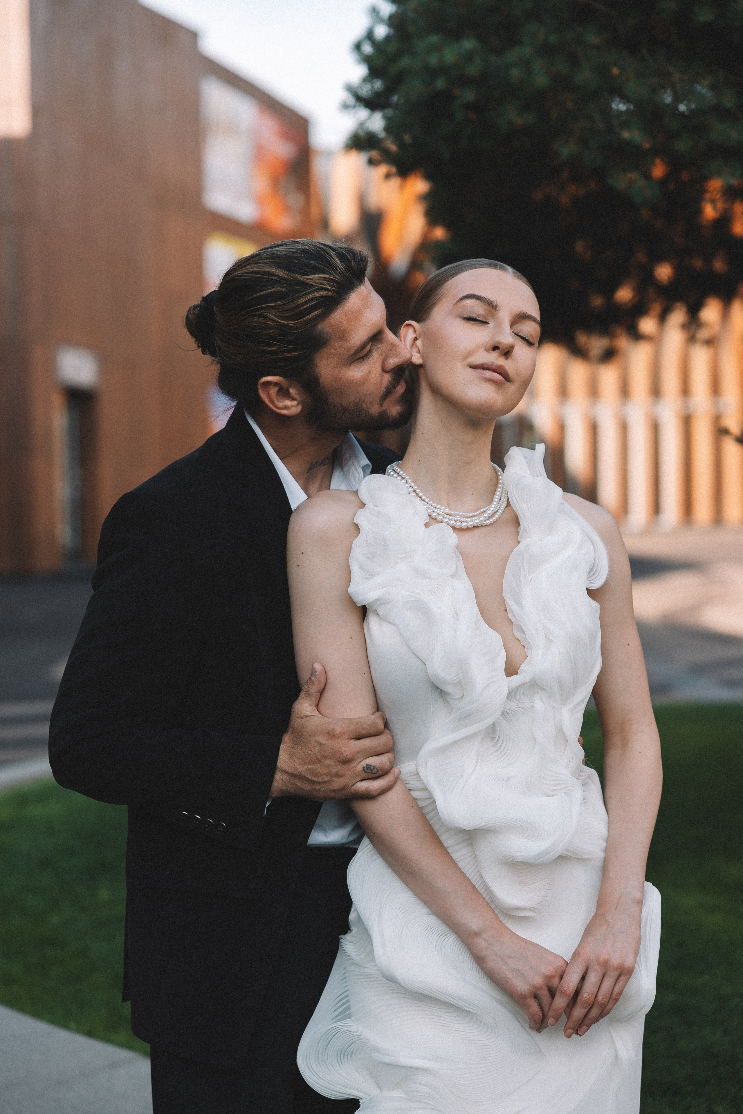 Свадебная фотосессия в Барвиха Luxury Village. Свадебный фотограф в Москве — Оскар Гелманов