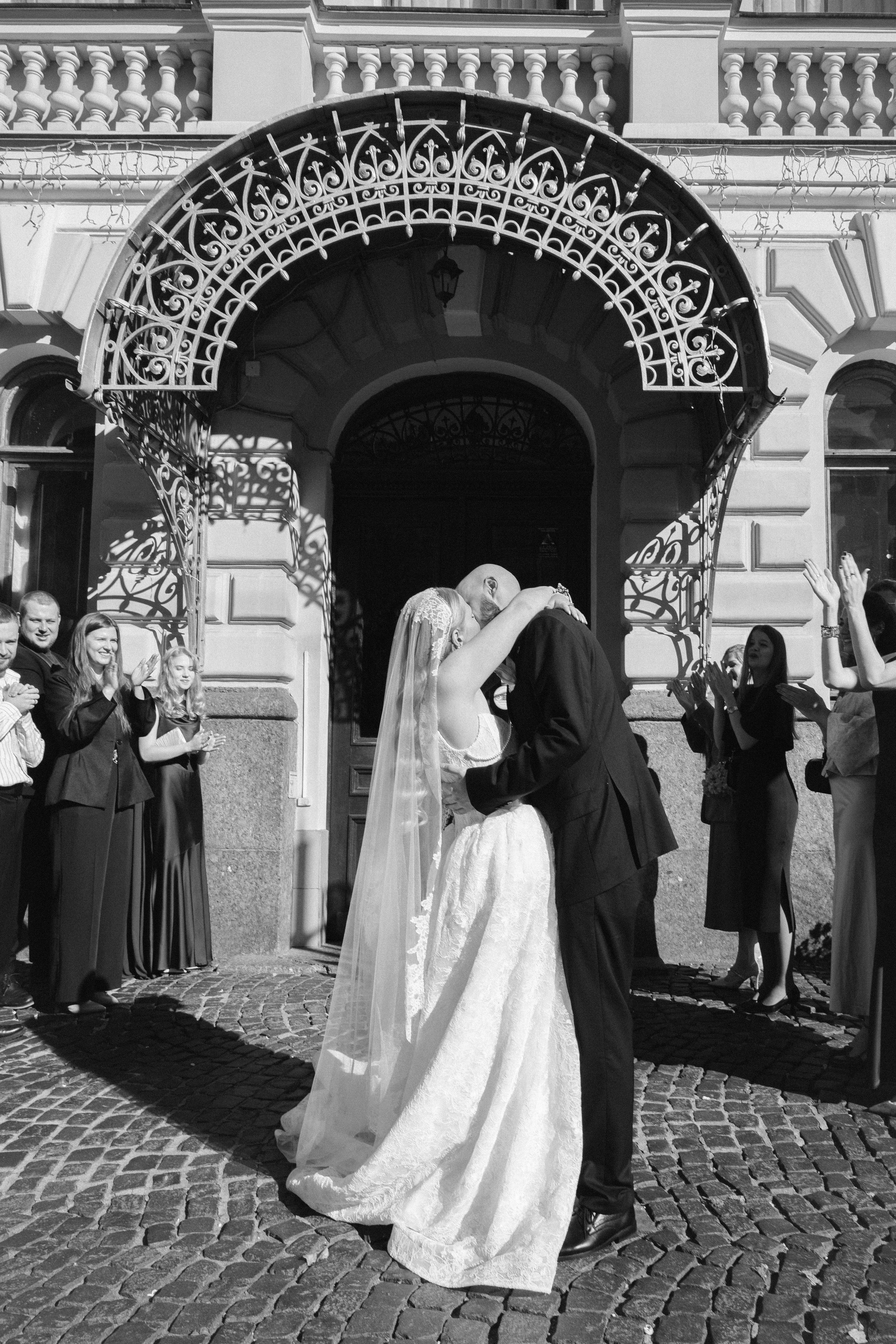 Анастасия и Роман. Загс, музей, Летний сад. Свадебный фотограф в Санкт-Петербурге Лана Денисова