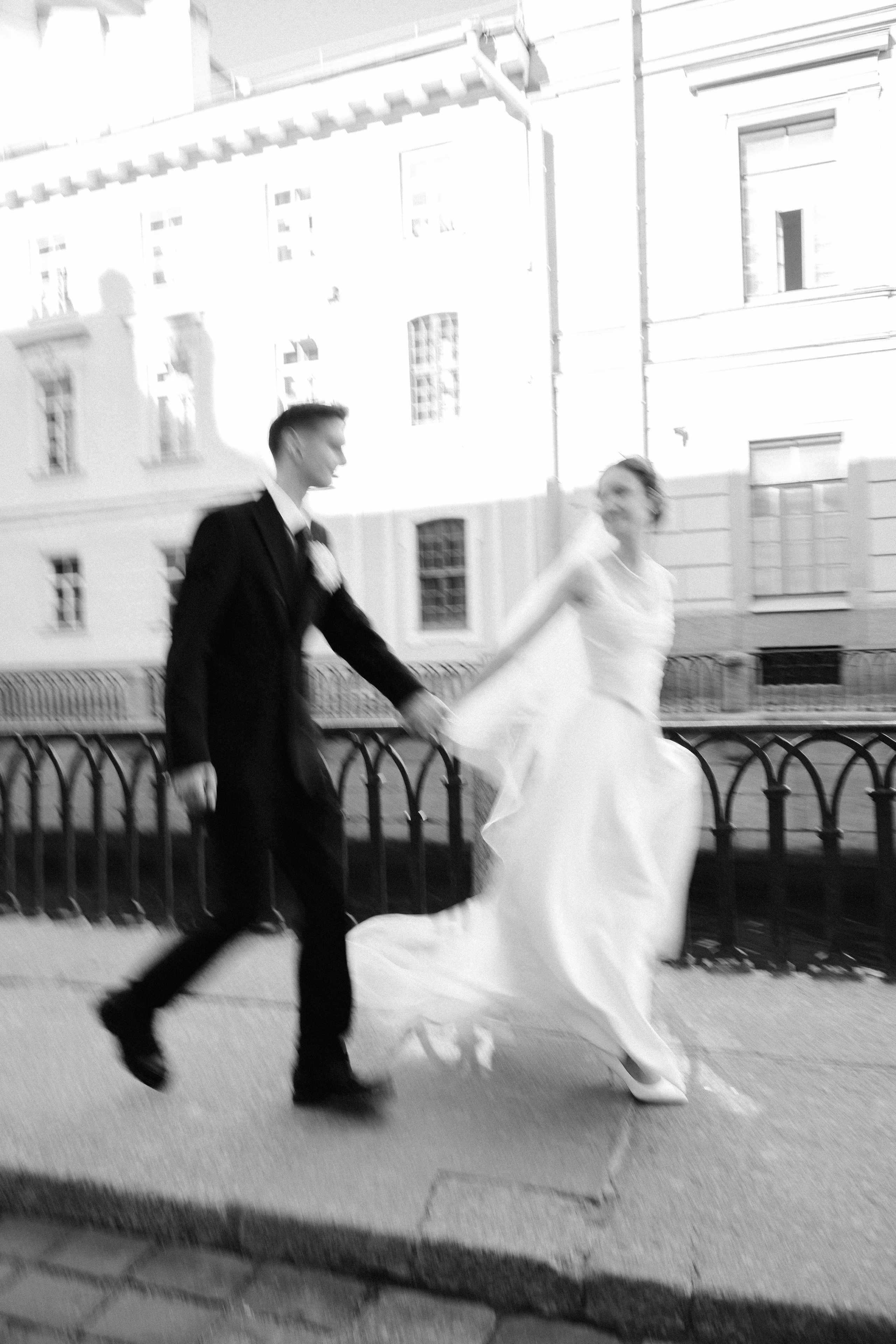 Вероника и Никита. Загс, прогулка. Свадебный фотограф в Санкт-Петербурге Лана Денисова