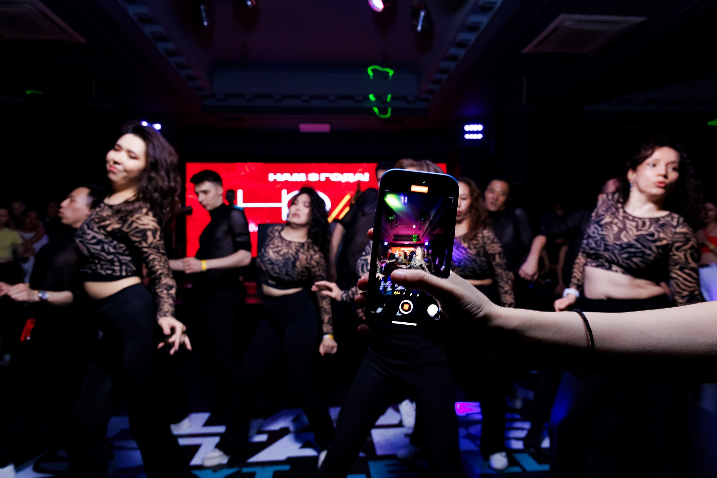 Bachata Party by Hola Dance. Репортажный фотограф в Алматы Каюпов Сержан