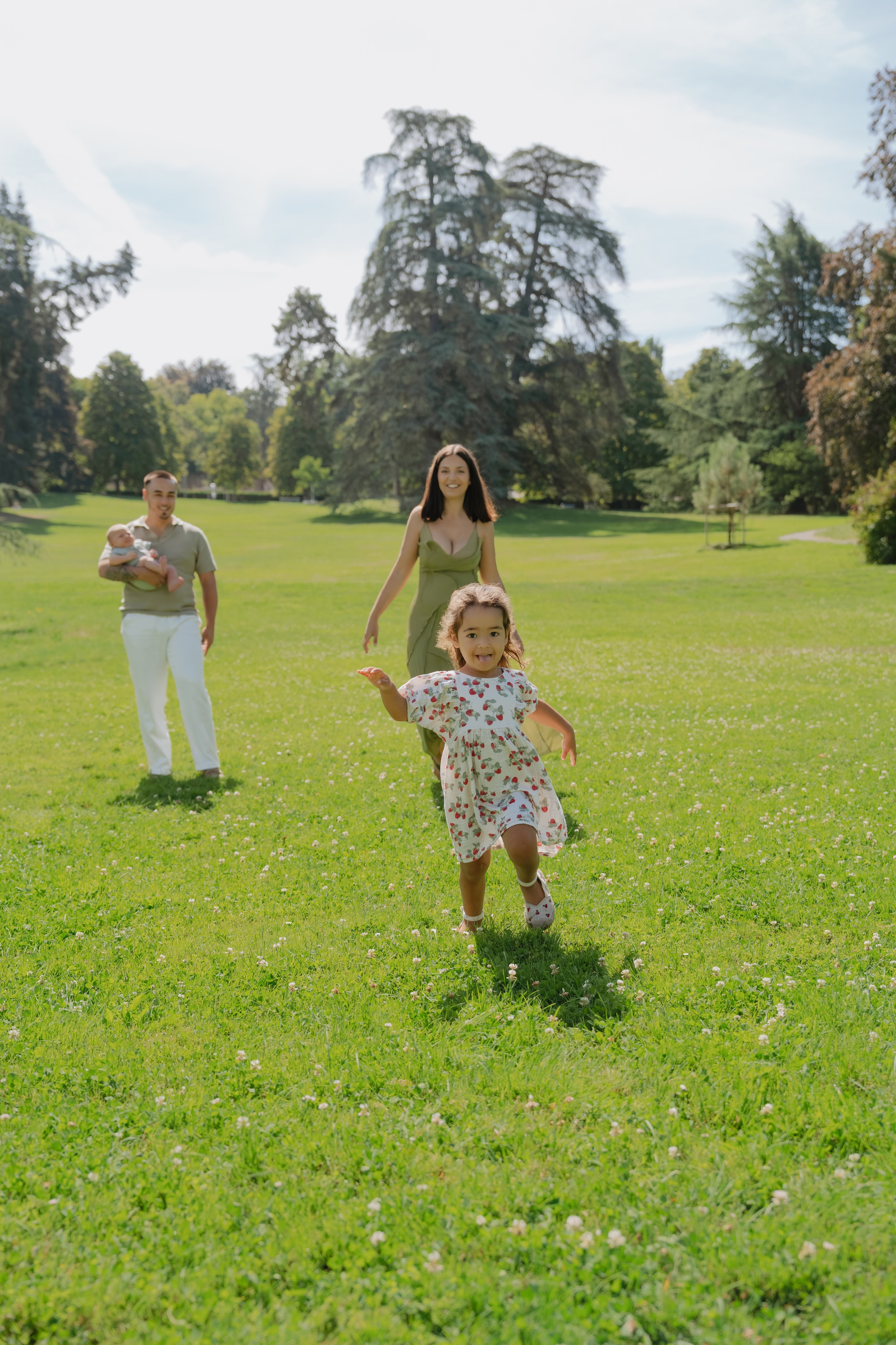 Yasmina & Ludovic with kids. Профессиональный свадебный фотограф в Женеве и Швейцарии | Таня Вовчецкая