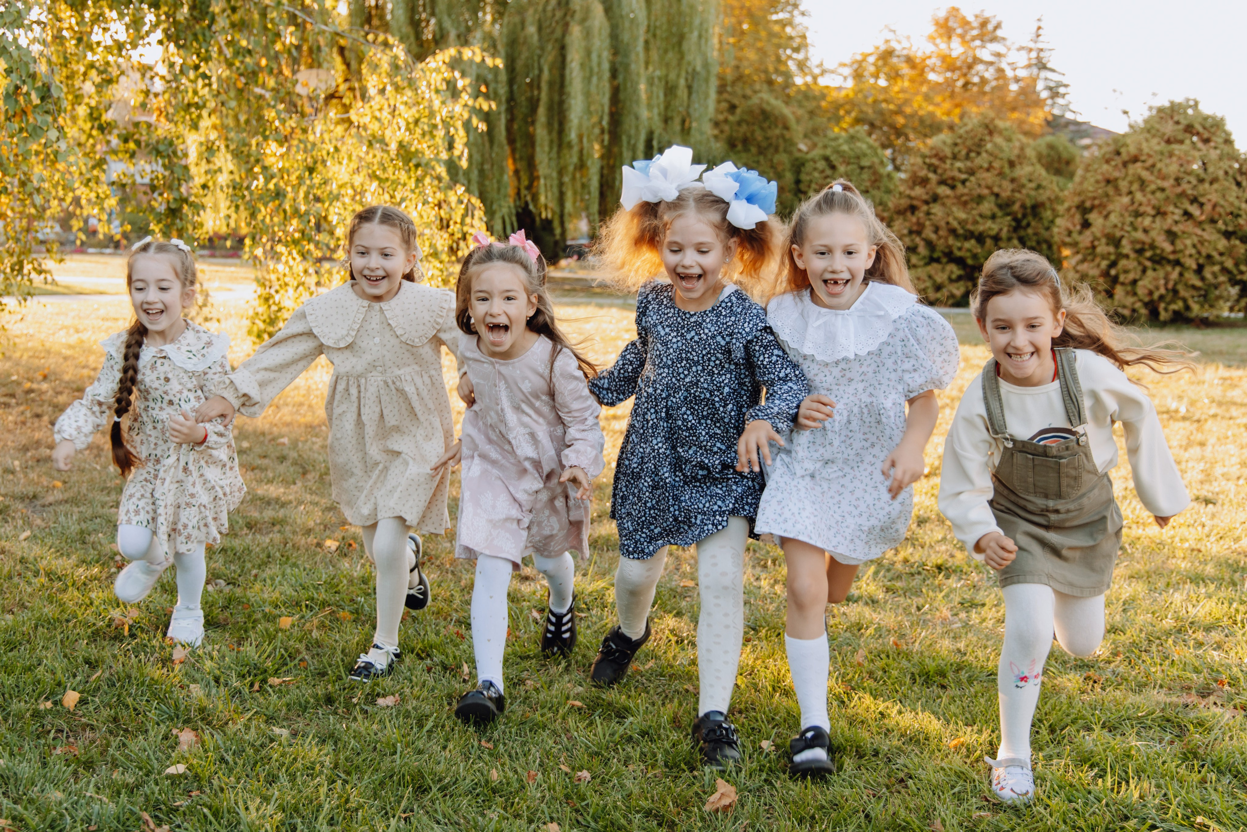 Школьные альбомы в Чернянке. Фотограф Максим Никонов