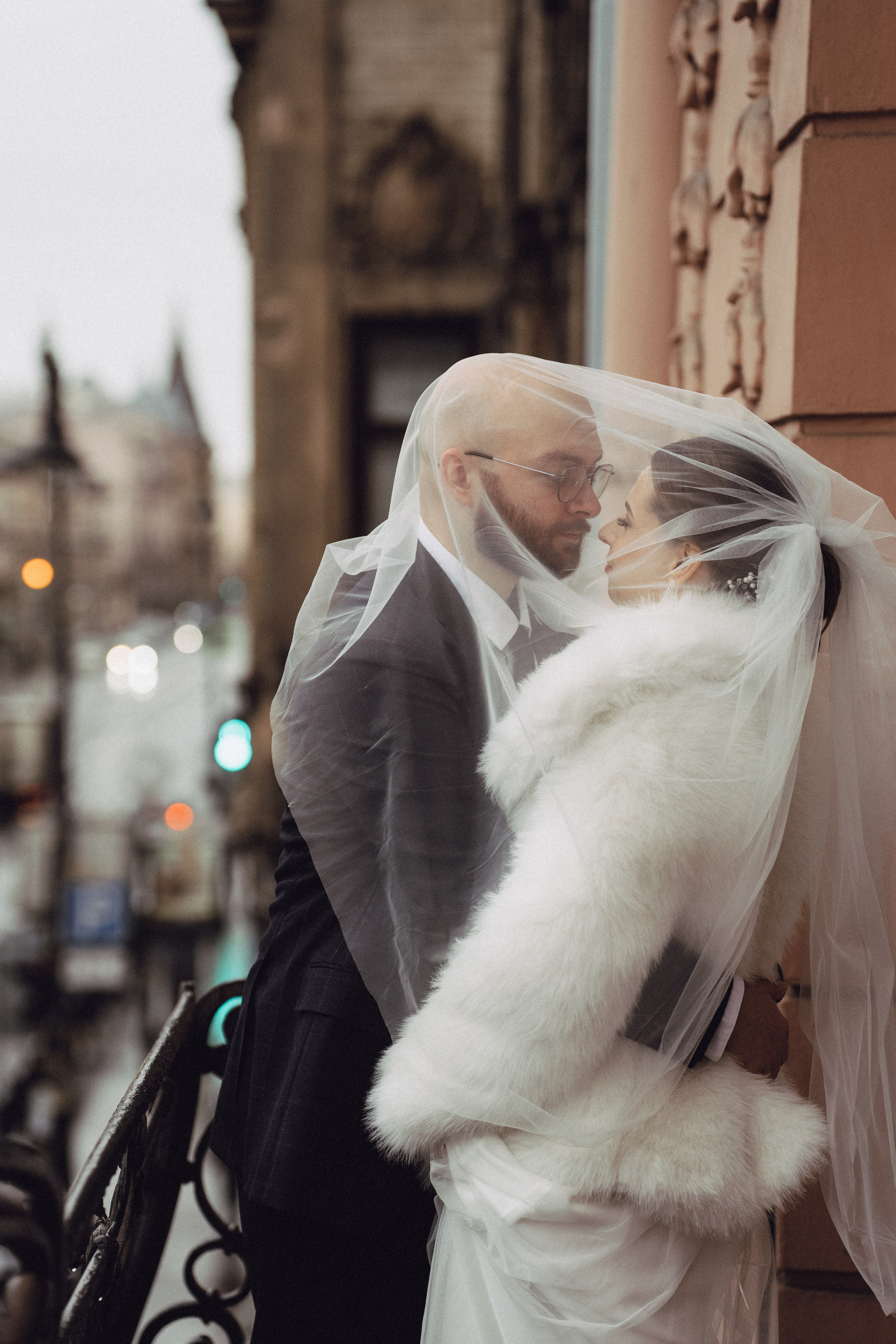 СВАДЕБНАЯ СЬЕМКА ВО ВТОРОМ ДВОРЦЕ (ДЕКАБРЬ) ТАКЖЕ СЬЕМКА В СТУДИИ НА ЧЕРНЫШЕВСКОЙ. Профессиональный фотограф, Санкт-Петербург — Виктория Богомолова