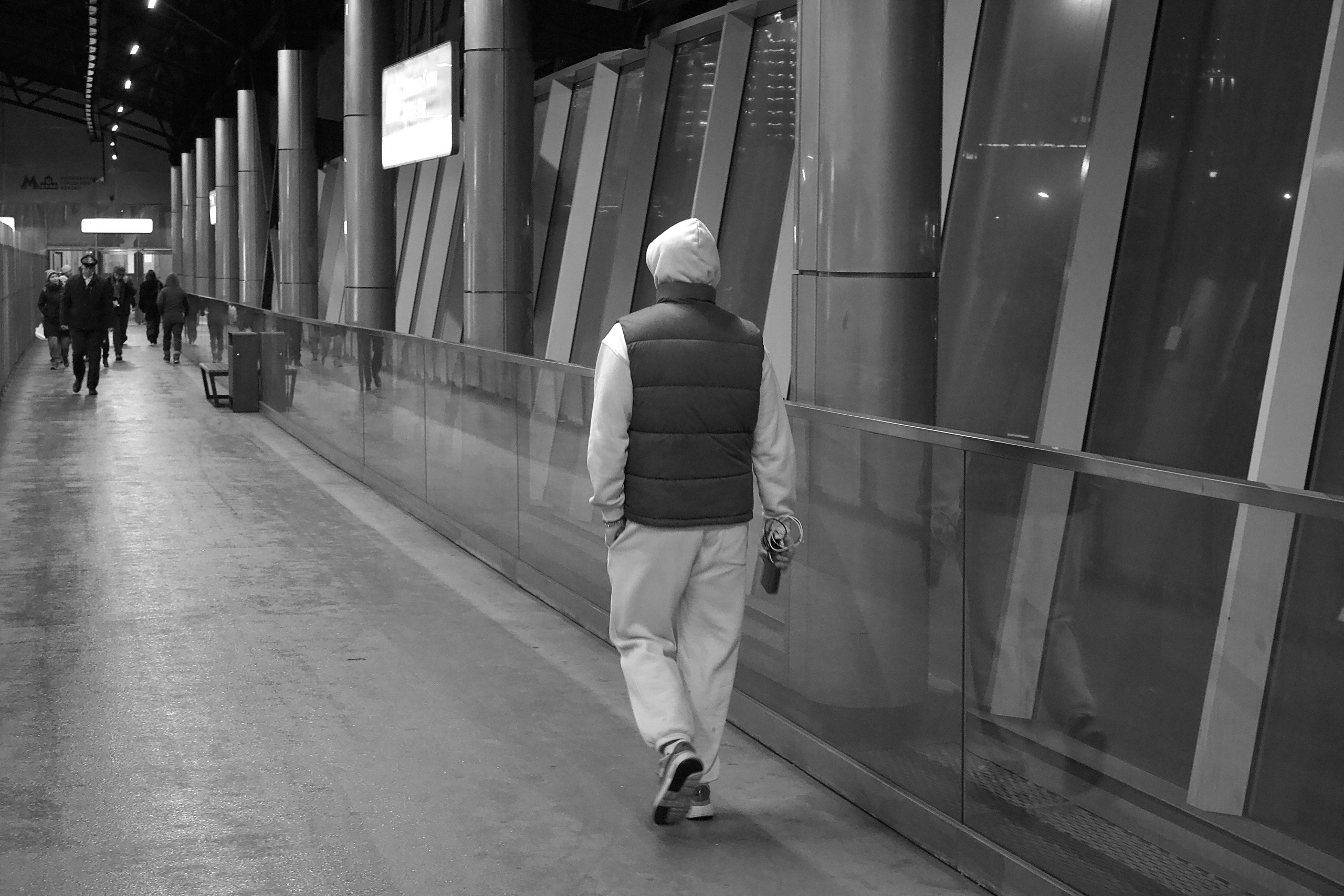 Стрит-фотография прохожих. KUPINИ | ФОТО — сайт портфолио по мультижанровой съёмке | фотограф Сергей Мар