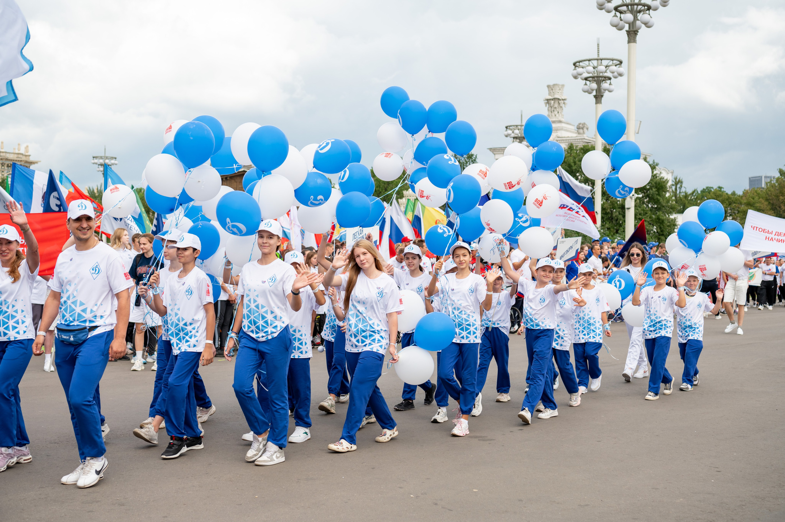 Спортивное шествие посвященное Дню физкультурника!. Детский и семейный фотограф г. Москва Оксана Катаджи