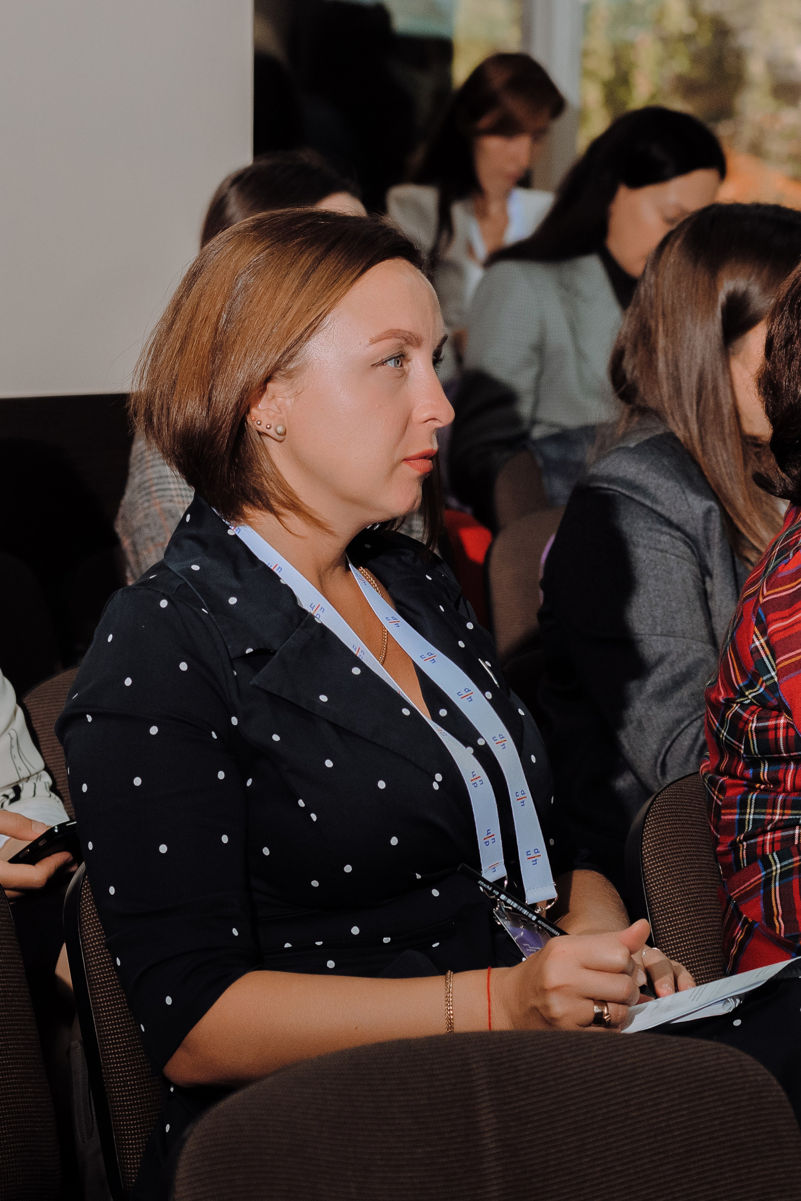 ОБЛАСТНАЯ КОНФЕРЕНЦИЯ «РАЗВИТИЕ ТУРИЗМА В ЧЕЛЯБИНСКОЙ ОБЛАСТИ». Репортажный фотограф Зуев Роман г. Челябинск