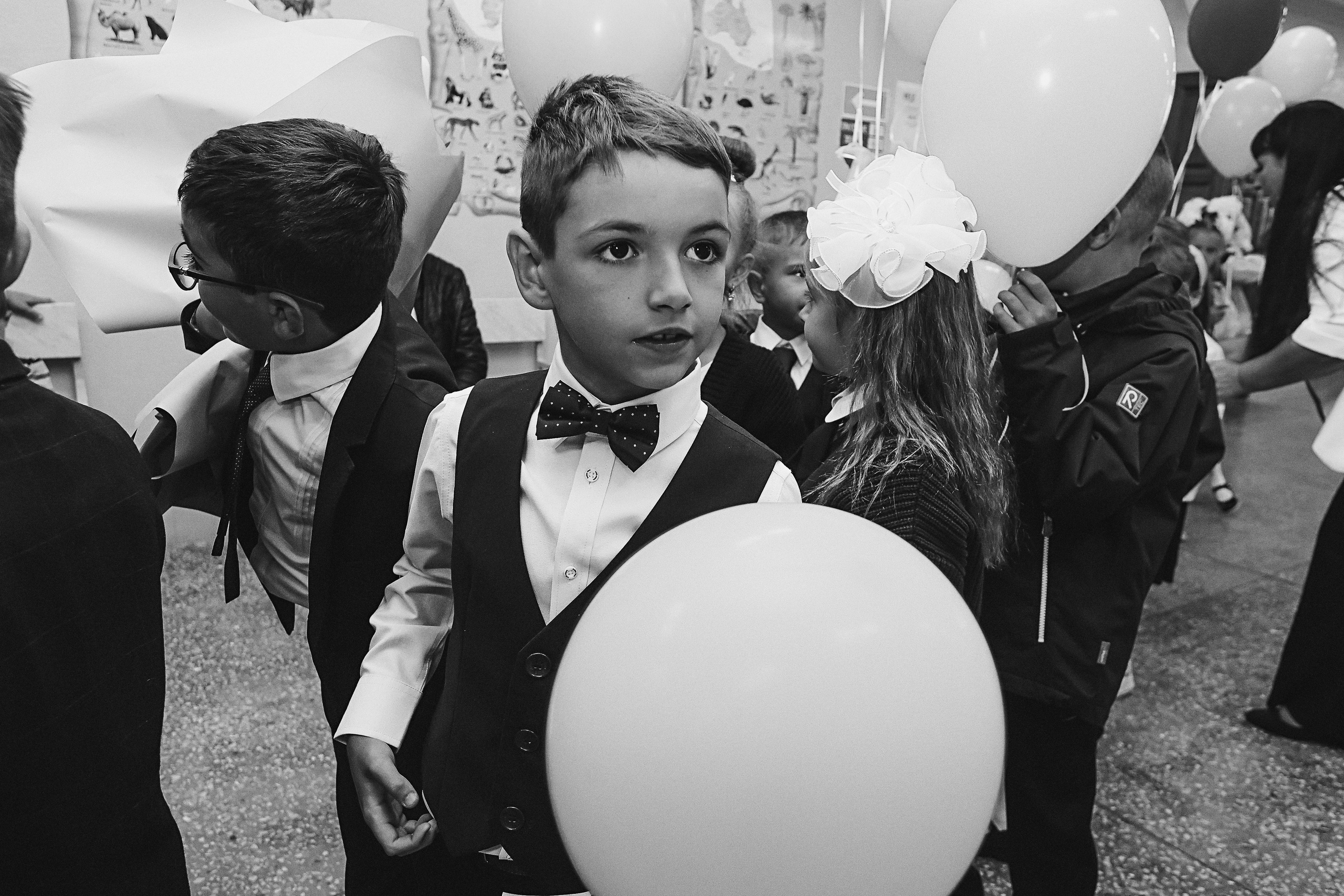 1 сентября линейка+кл час+портреты. Семейный фотограф Тюмень, фотограф на роды Салмина Мария