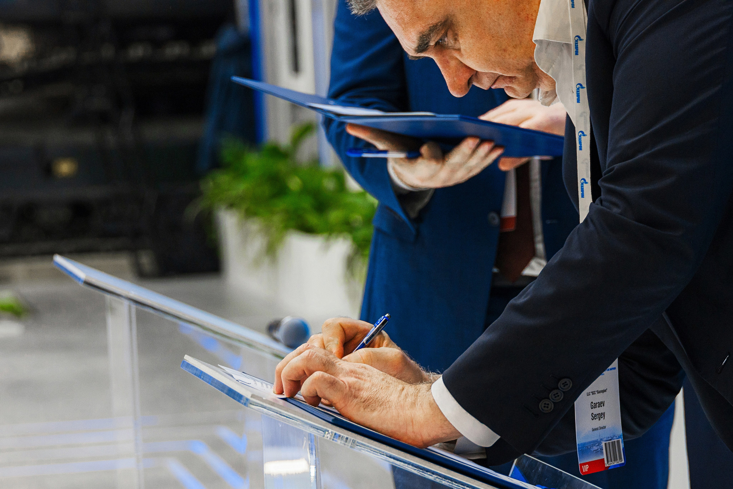 Фотосъемка ПМГФ 2025 в СПб | Репортаж для энергетической отрасли