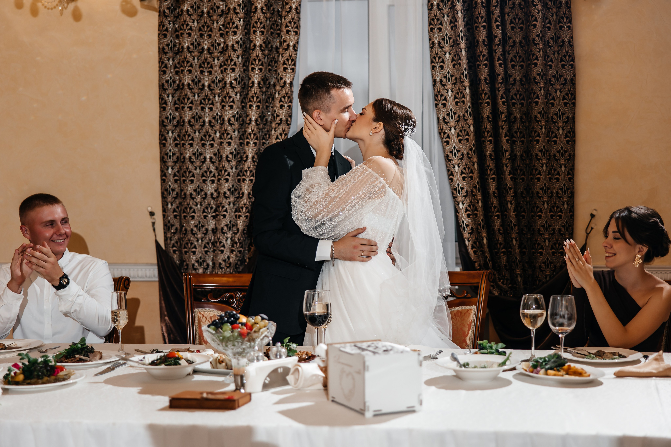 Анонс свадьбы для Виктории и Артема. Свадебный фотограф в Крыму и Севастополе Ольга Баскакова