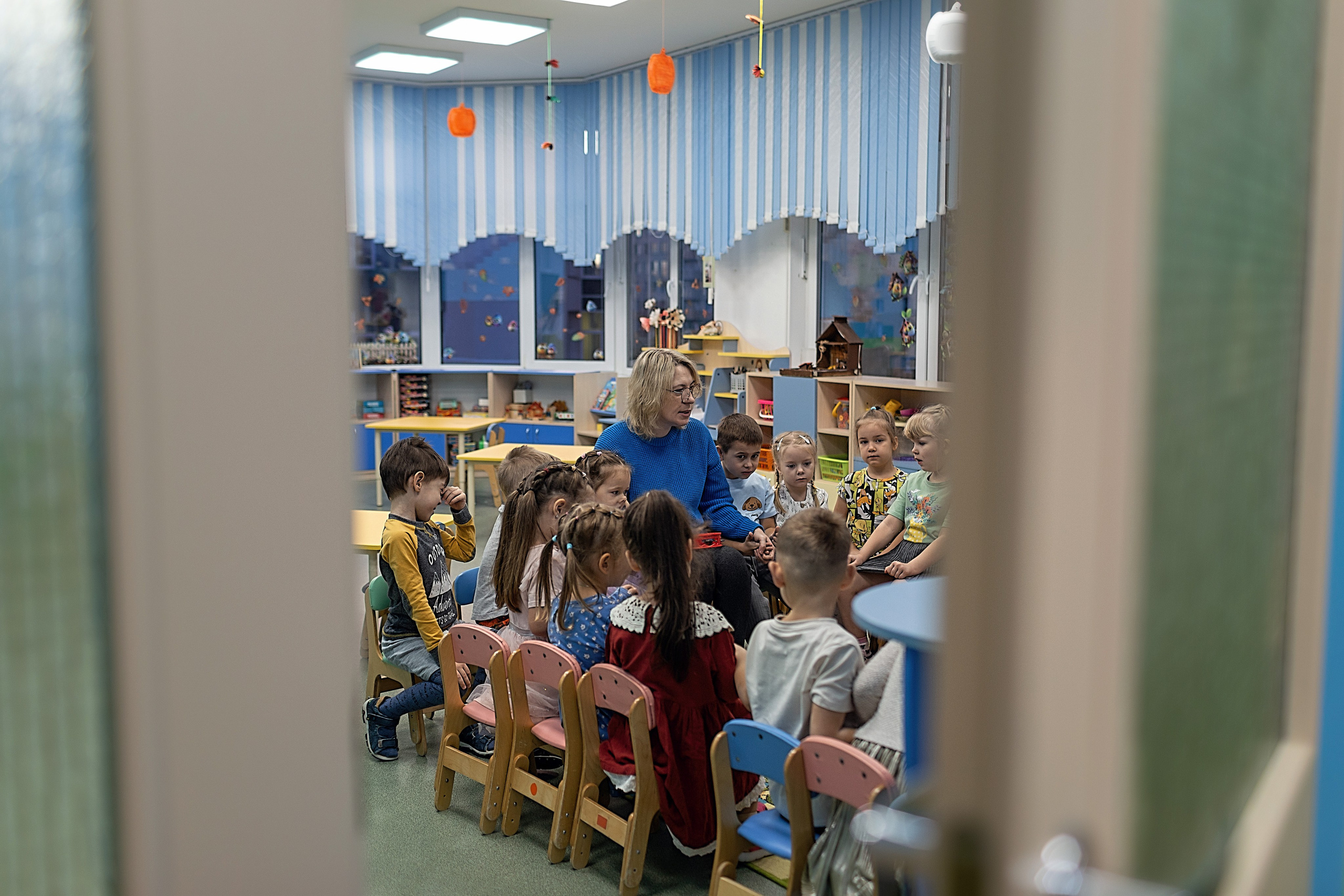 День в саду_ноябрь 2024. Семейный фотограф в Санкт-Петербурге