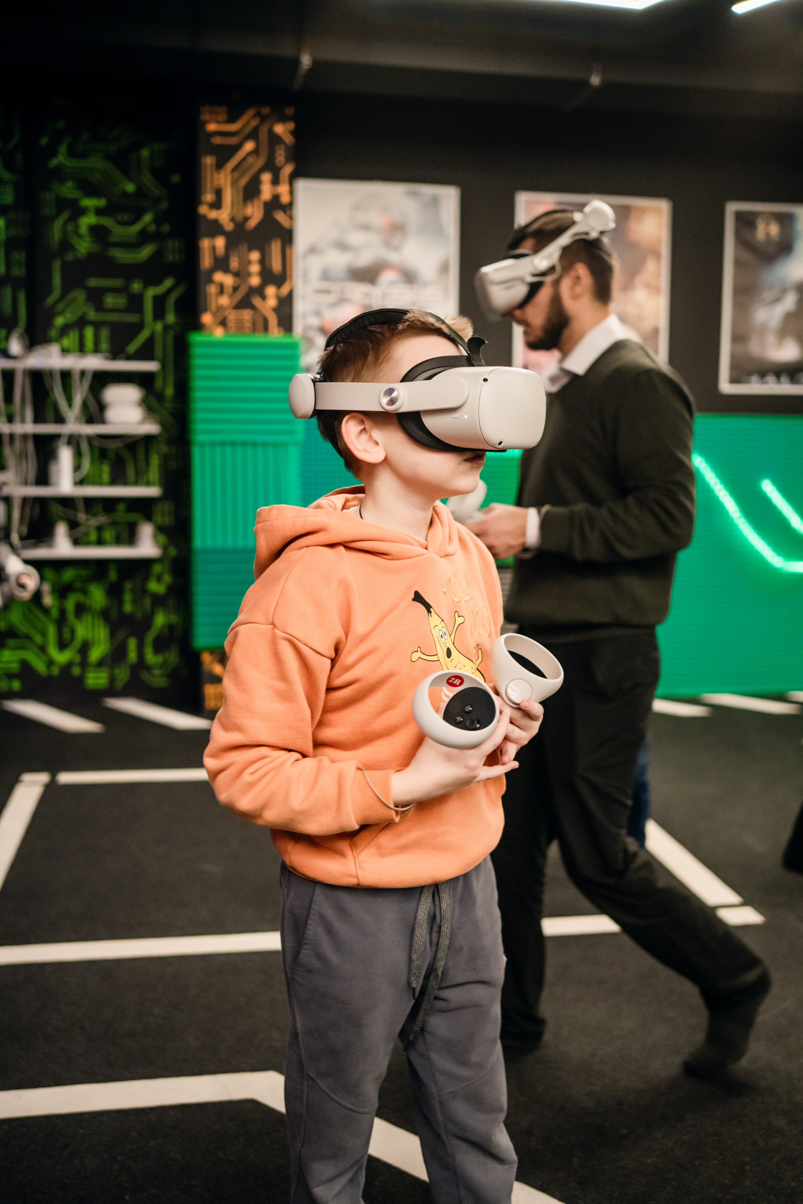 VR (November-December 2024). Felixtones