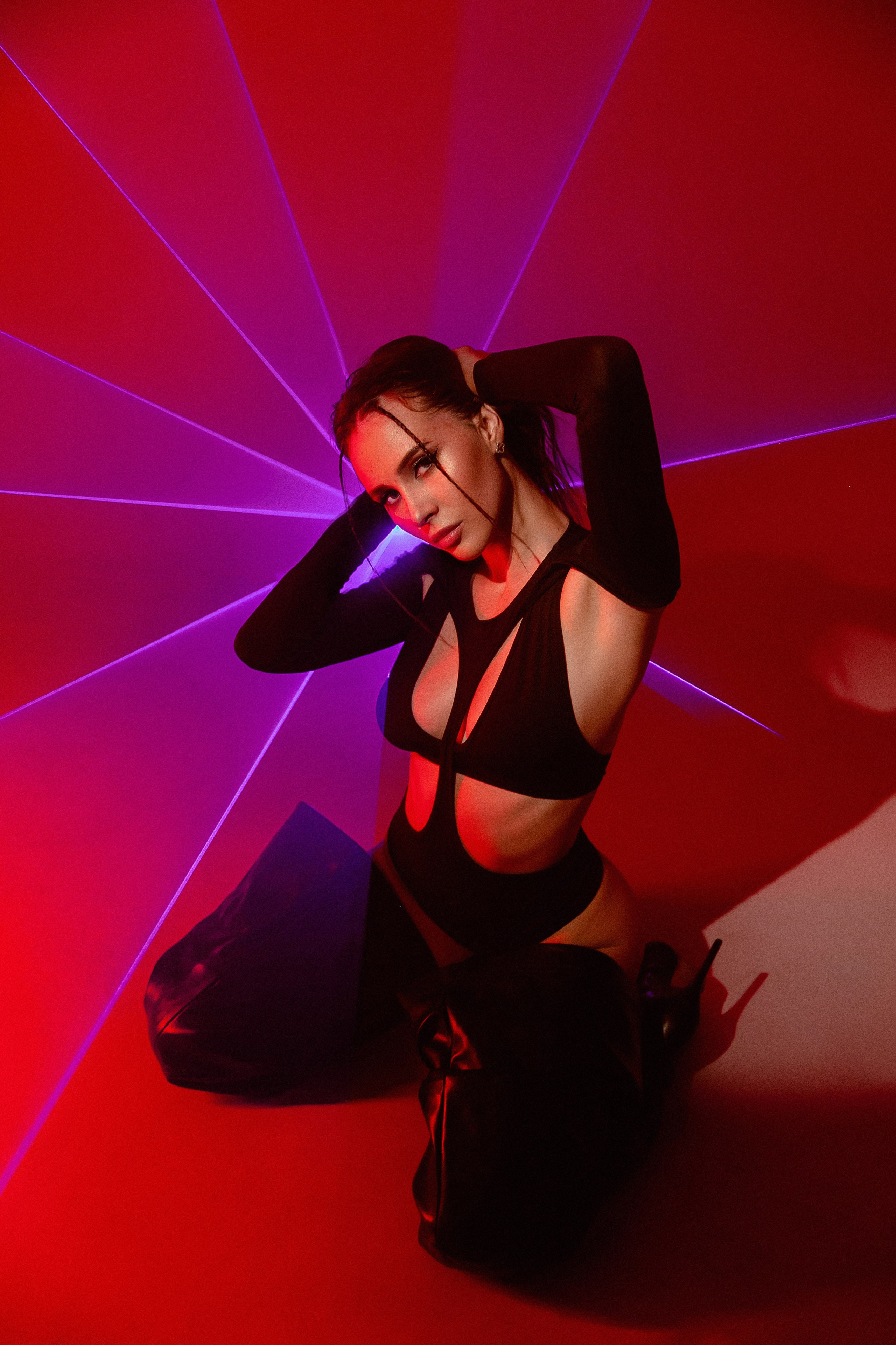 Фотосессия с лазером. Свадебный фотограф в новокузнецке