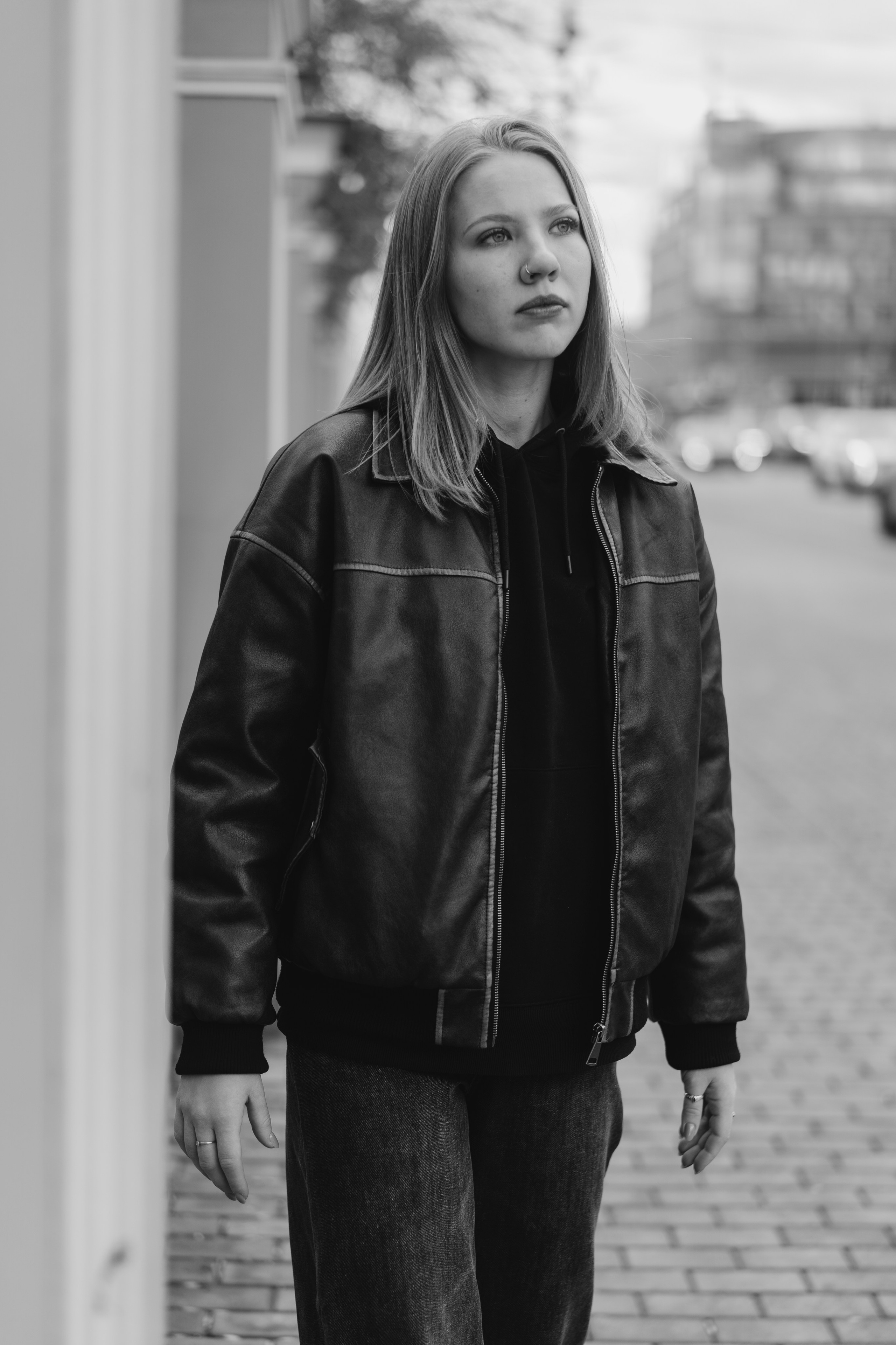 Прогулочная фотосессия по Обводному каналу. Виктория Спорова. Ваш портретный фотограф в Санкт-Петербурге