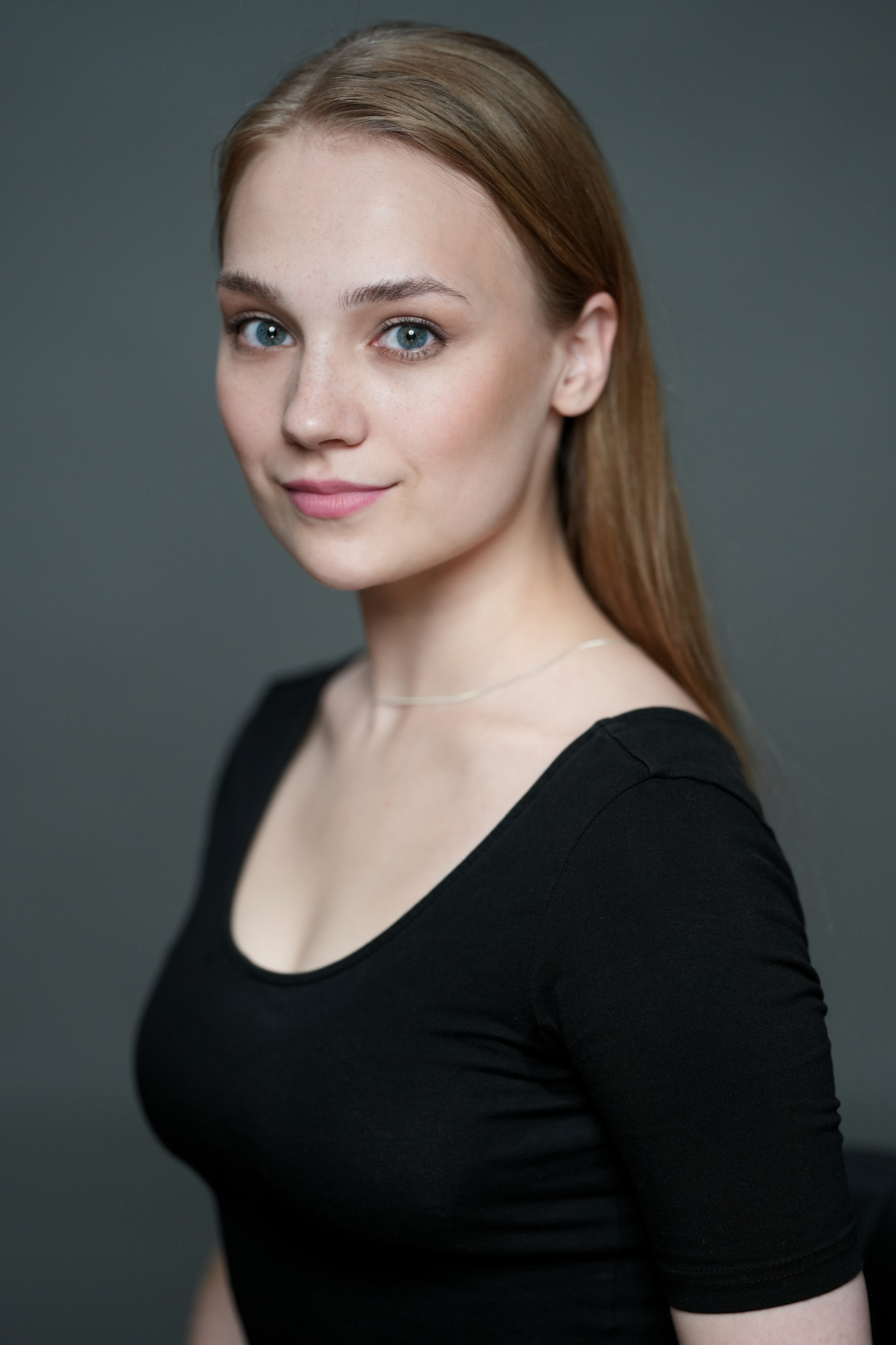 Актерская визитка. Портретная съемка в Москве, студийный фотограф Игорь Фомин