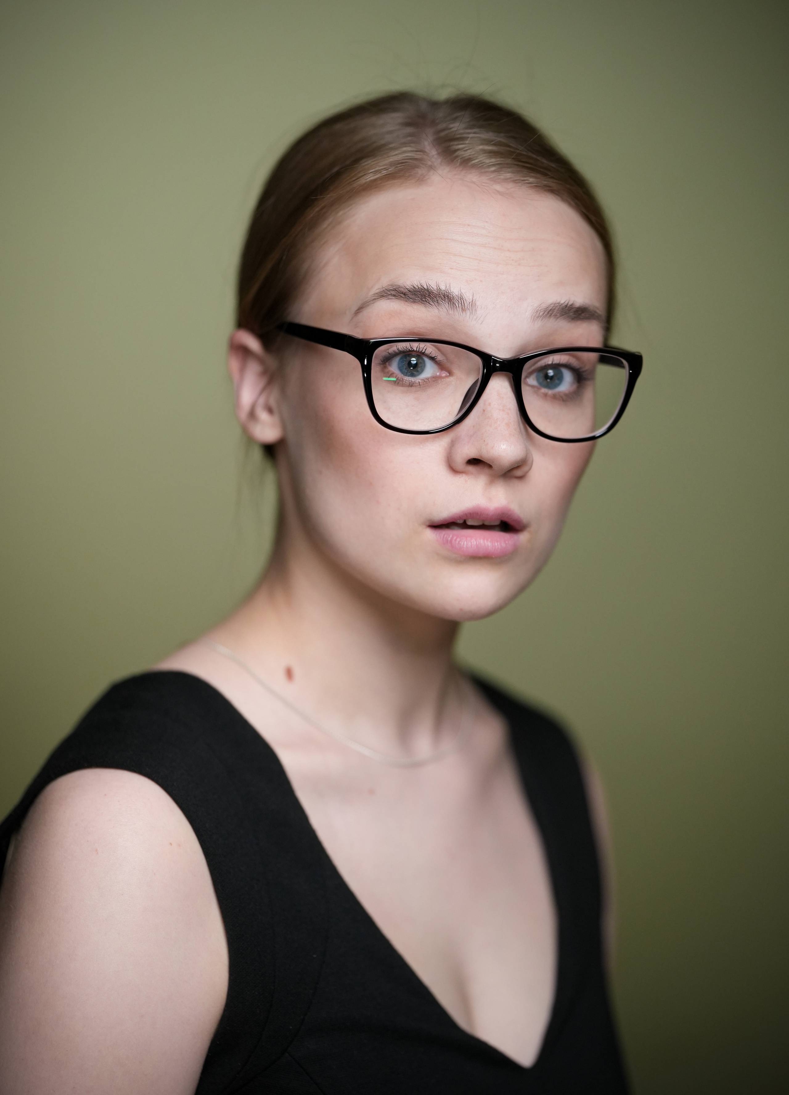 Актерская визитка. Портретная съемка в Москве, студийный фотограф Игорь Фомин