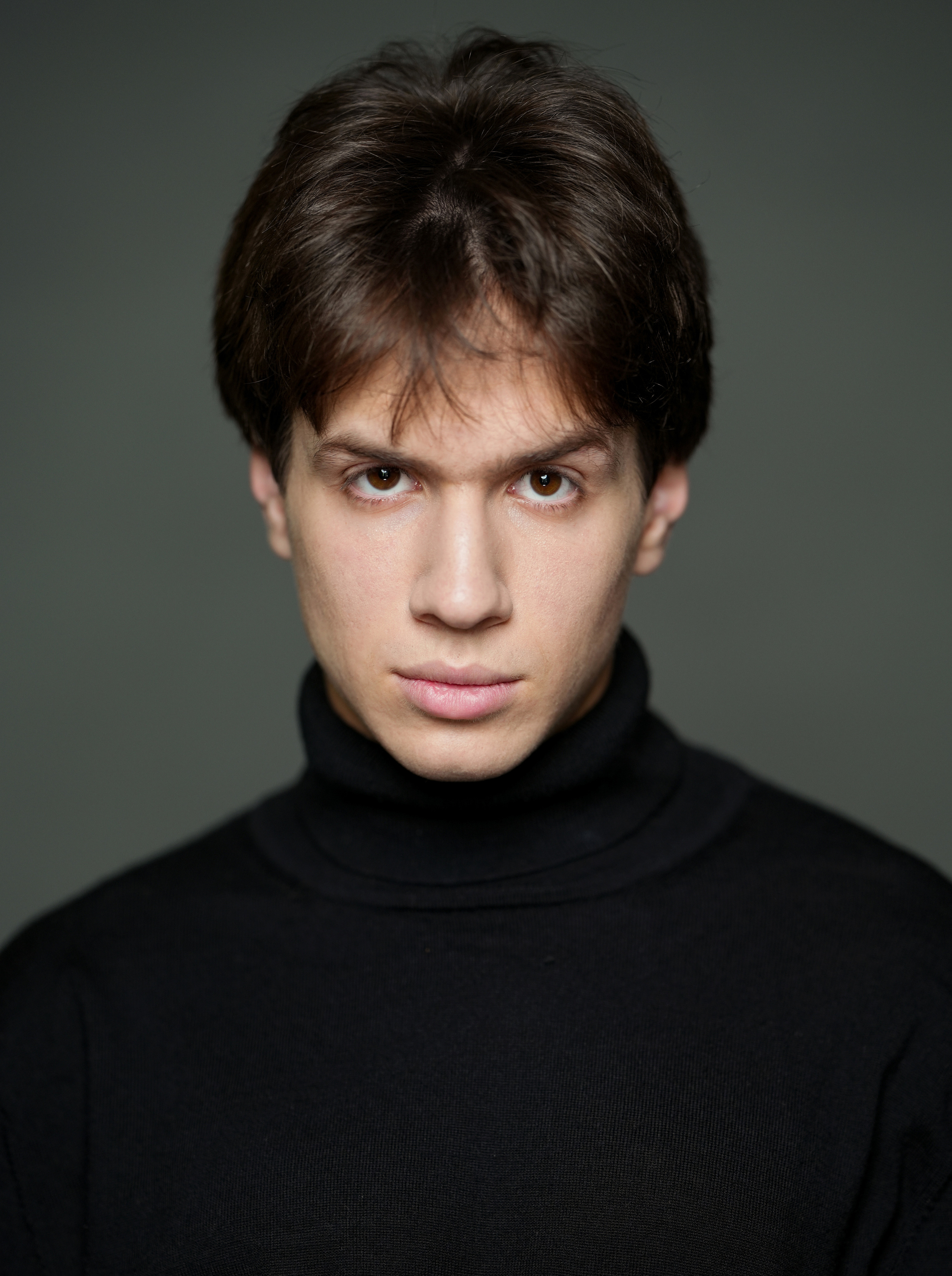 Актерское портфолио. Портретная съемка в Москве, студийный фотограф Игорь Фомин