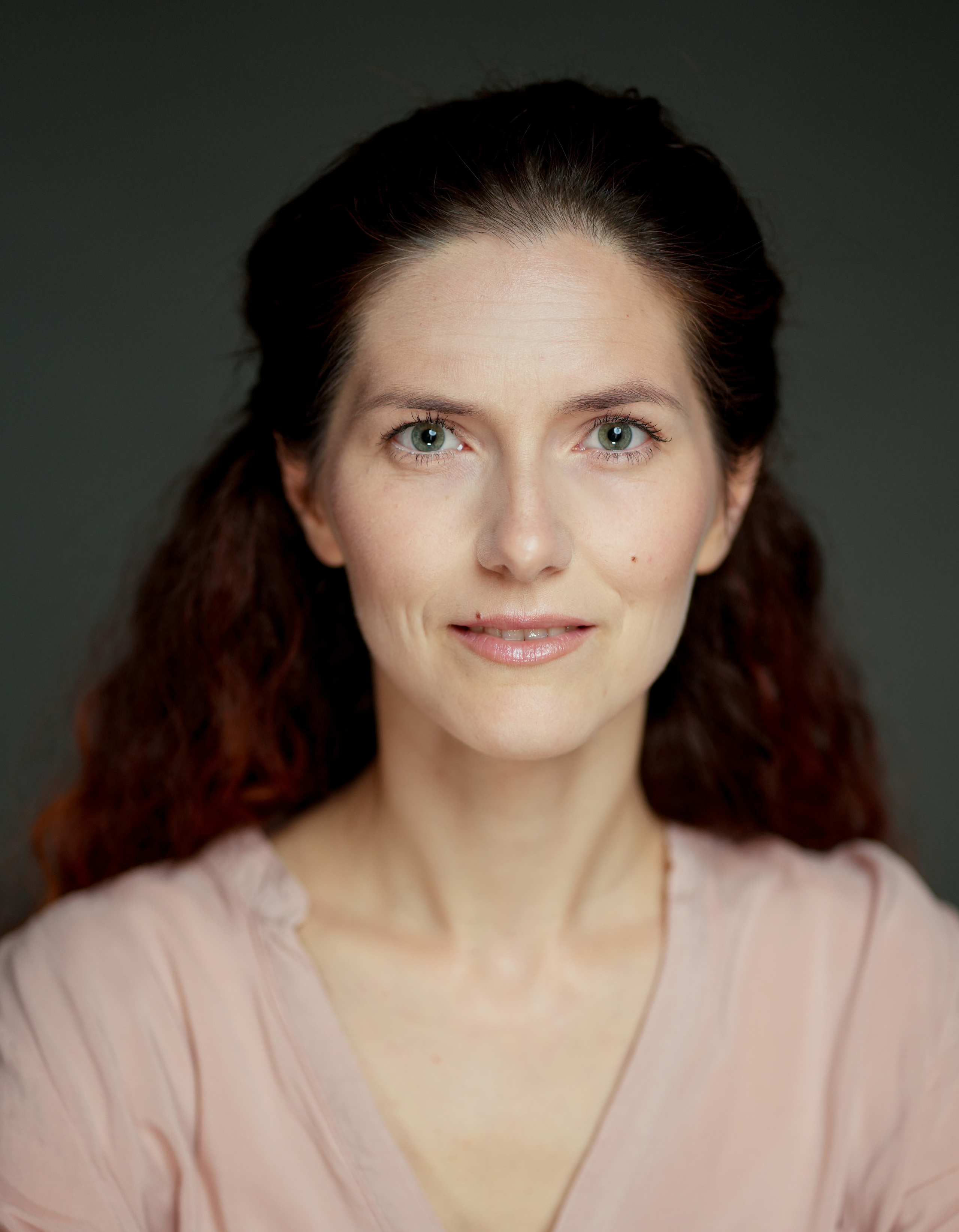 Актерское портфолио. Портретная съемка в Москве, студийный фотограф Игорь Фомин