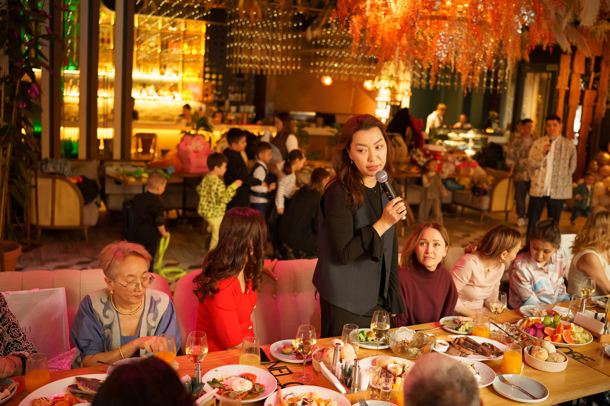 Амина — Тұсау кесер — 1 годик малышке